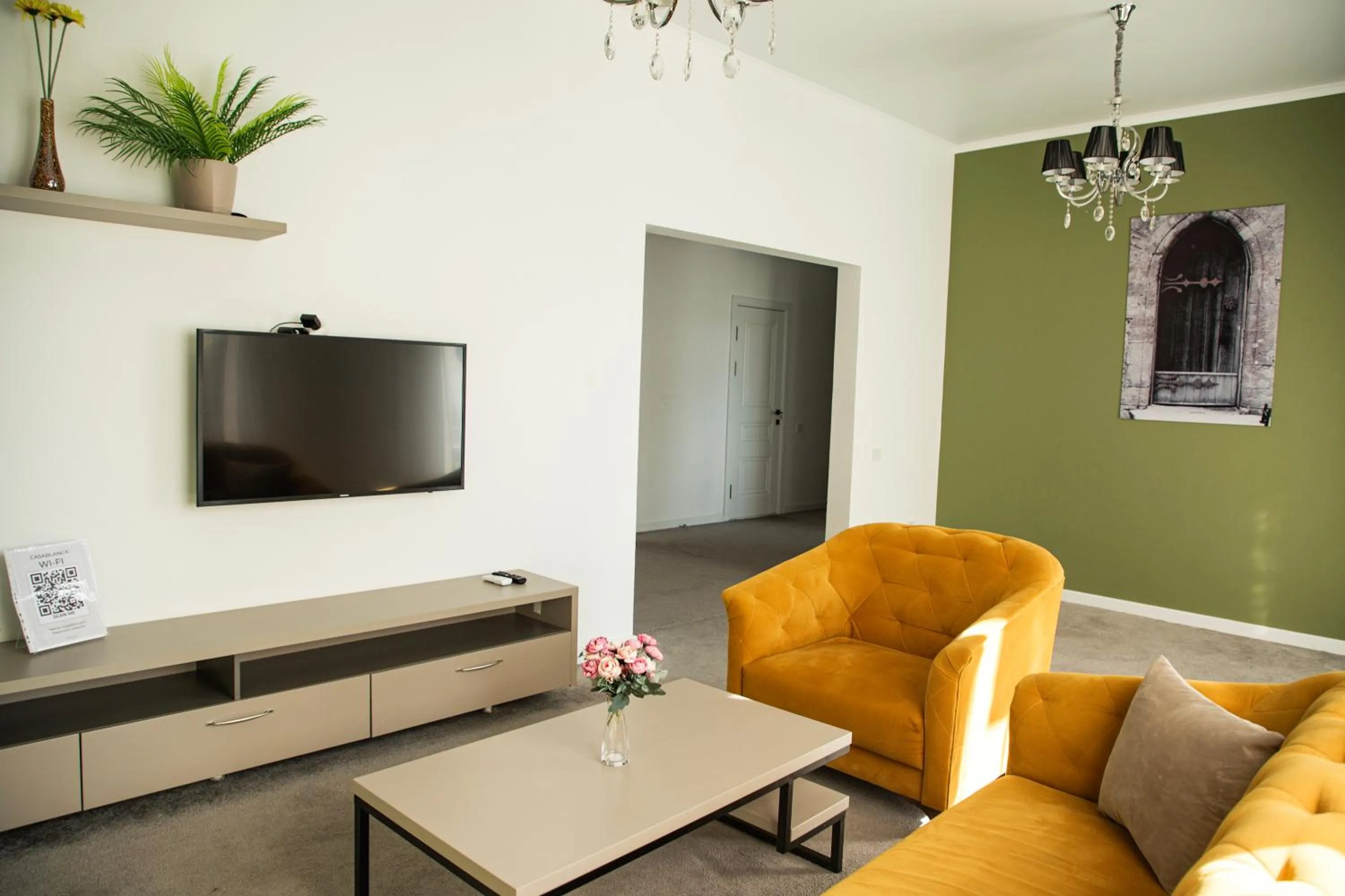 TV and multimedia in Casablanca Apart Hotel