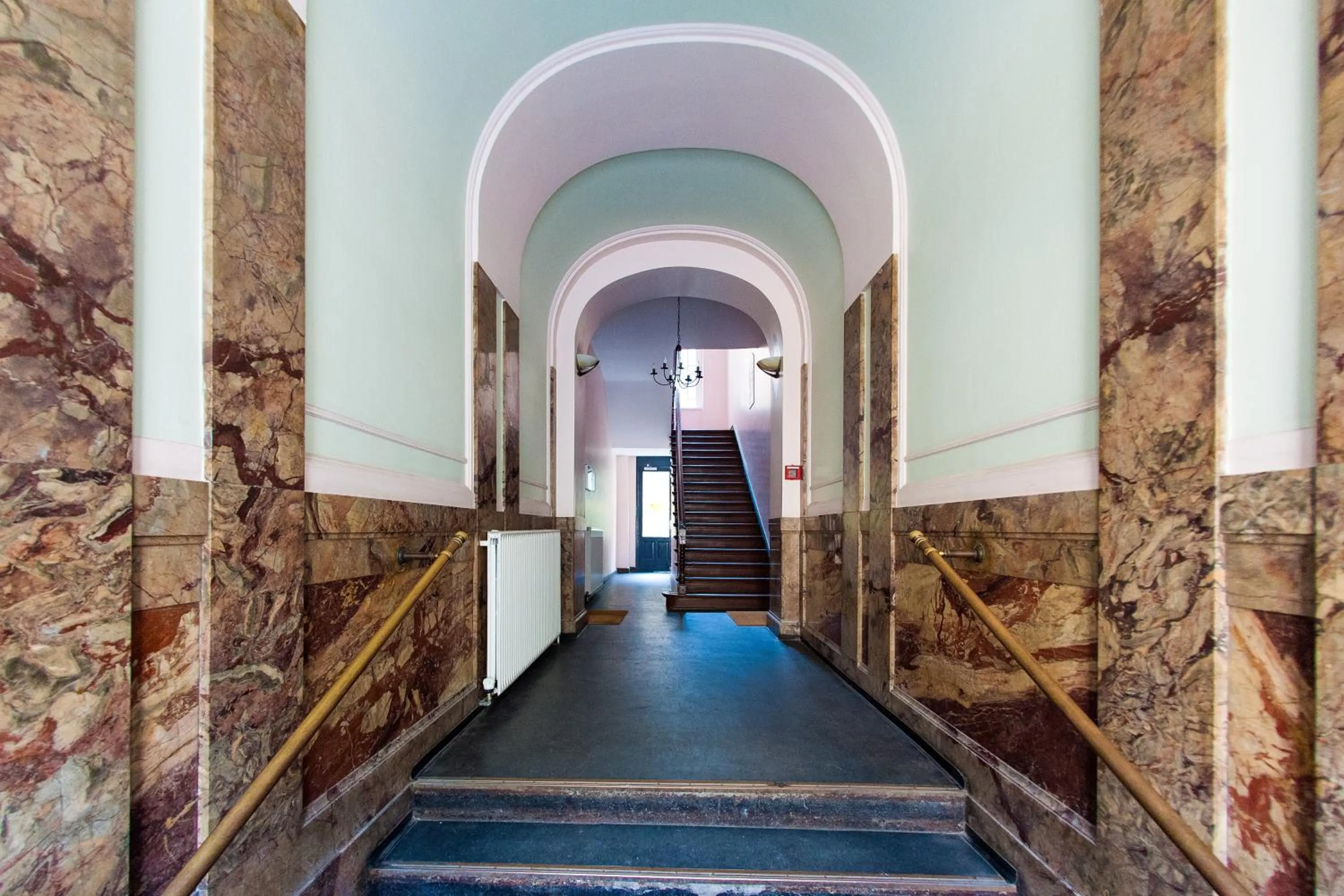 Facade/entrance in Hotel Elegia am Kurfürstendamm
