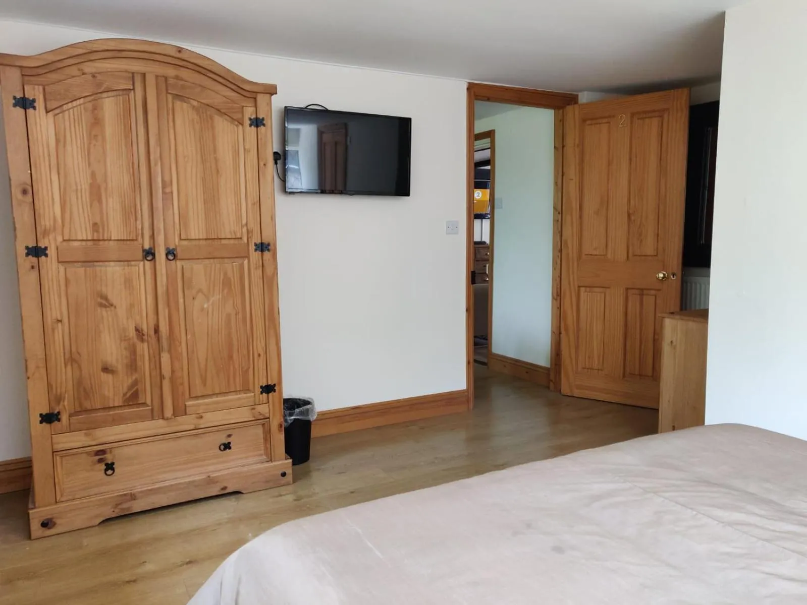 Bed in Whitehouse Cottage - Great Paxton