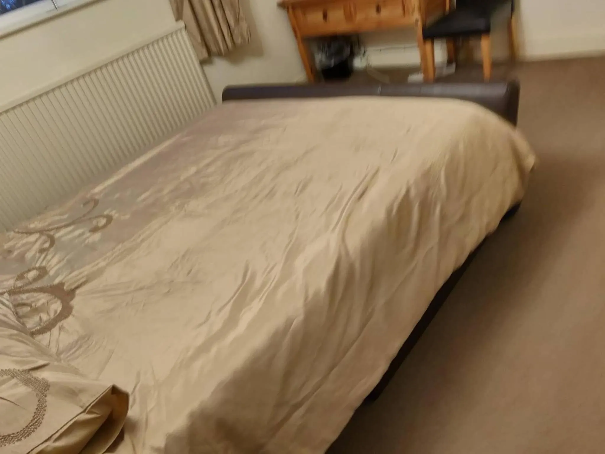 Bed in Whitehouse Cottage - Great Paxton