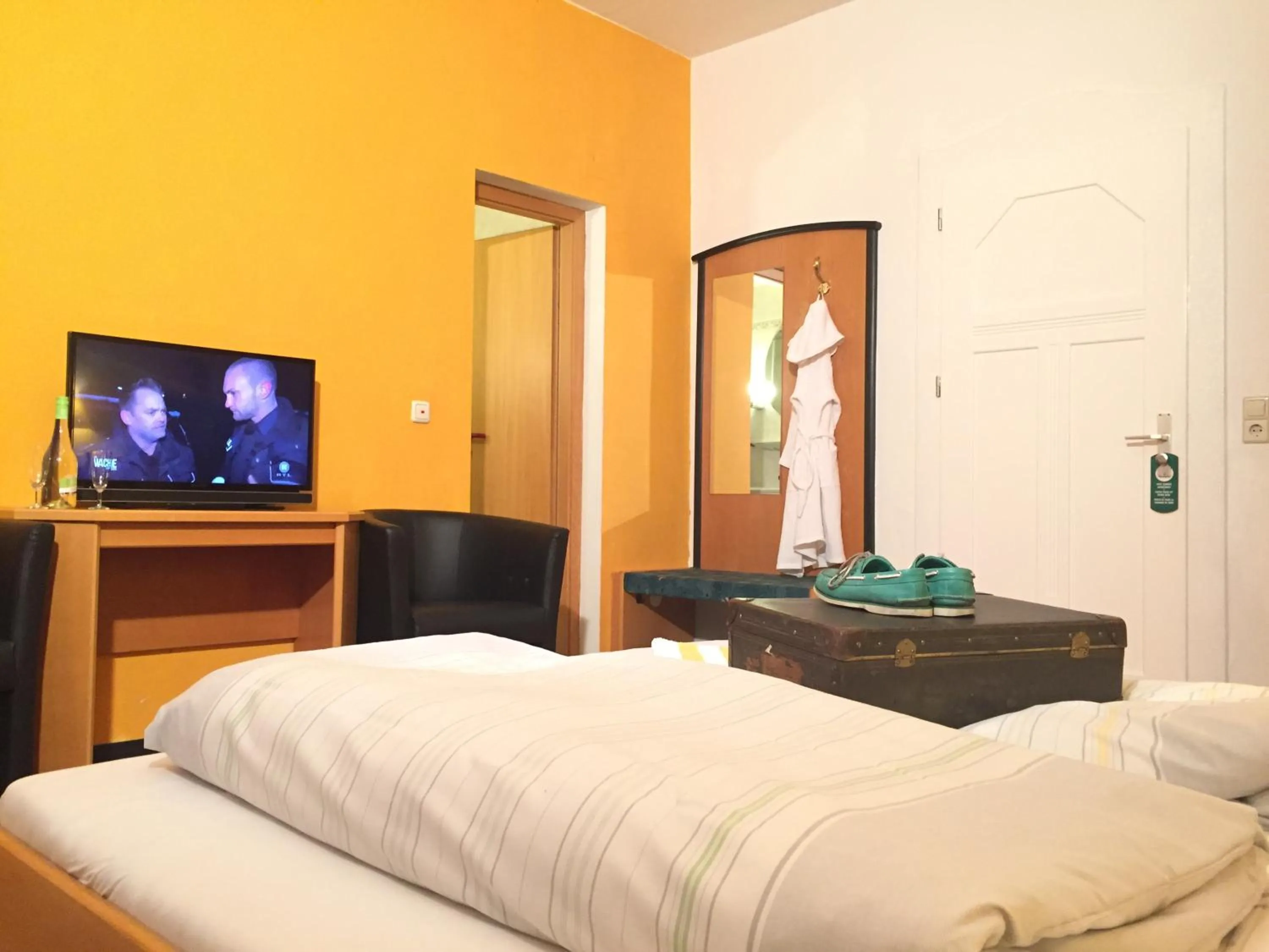 Photo of the whole room, Bed in Hotel Kull von Schmidsfelden