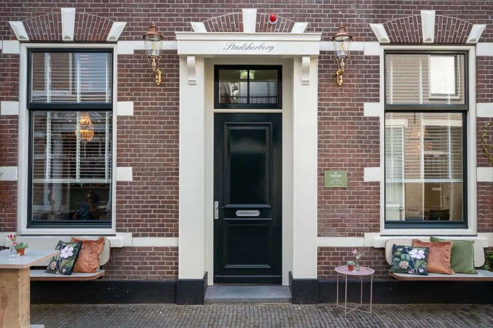 Property building in Boutique Hotel - de Stadsherberg Alphen