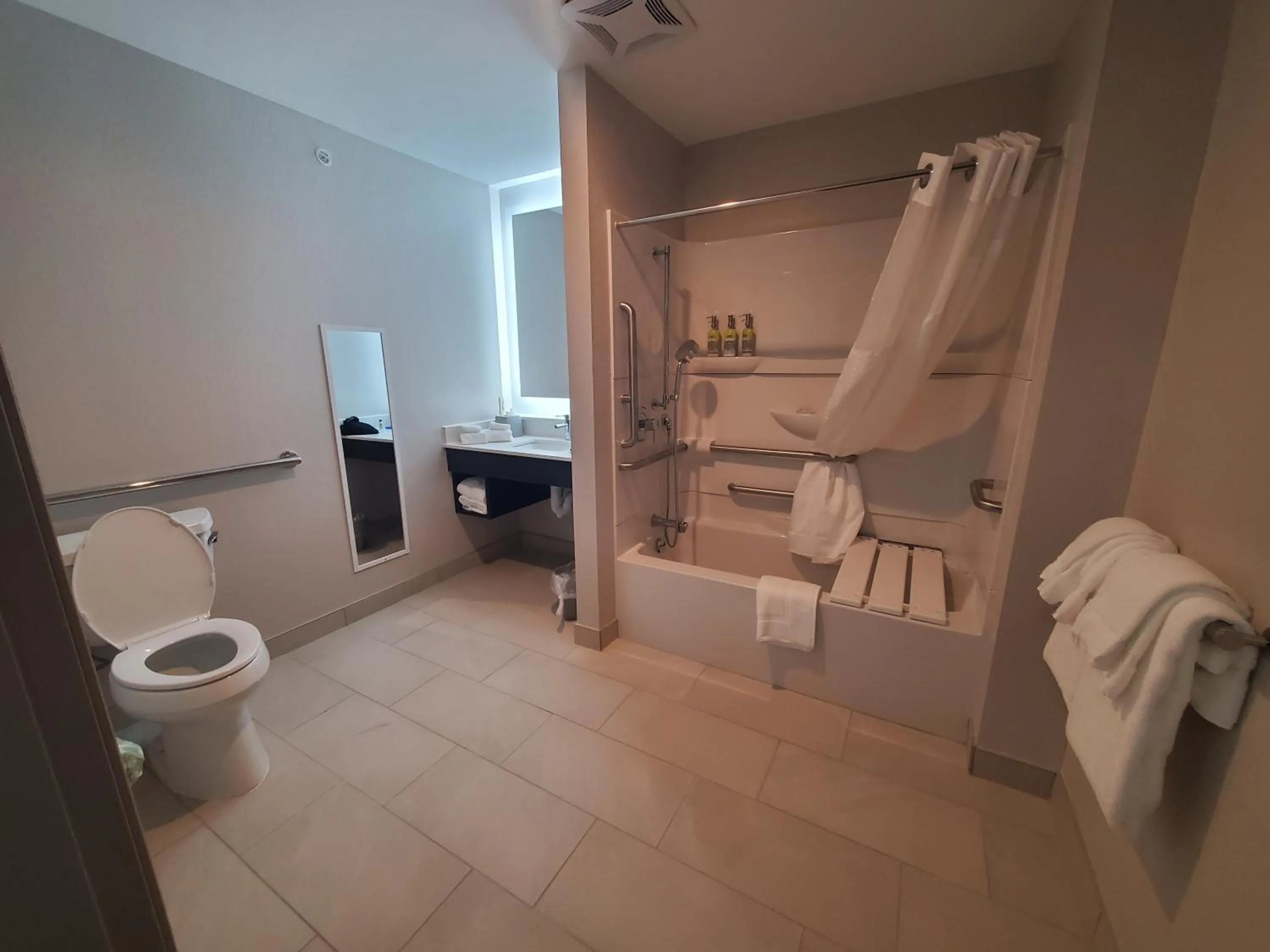 Holiday Inn Express & Suites - Harrisburg S - Mechanicsburg by IHG