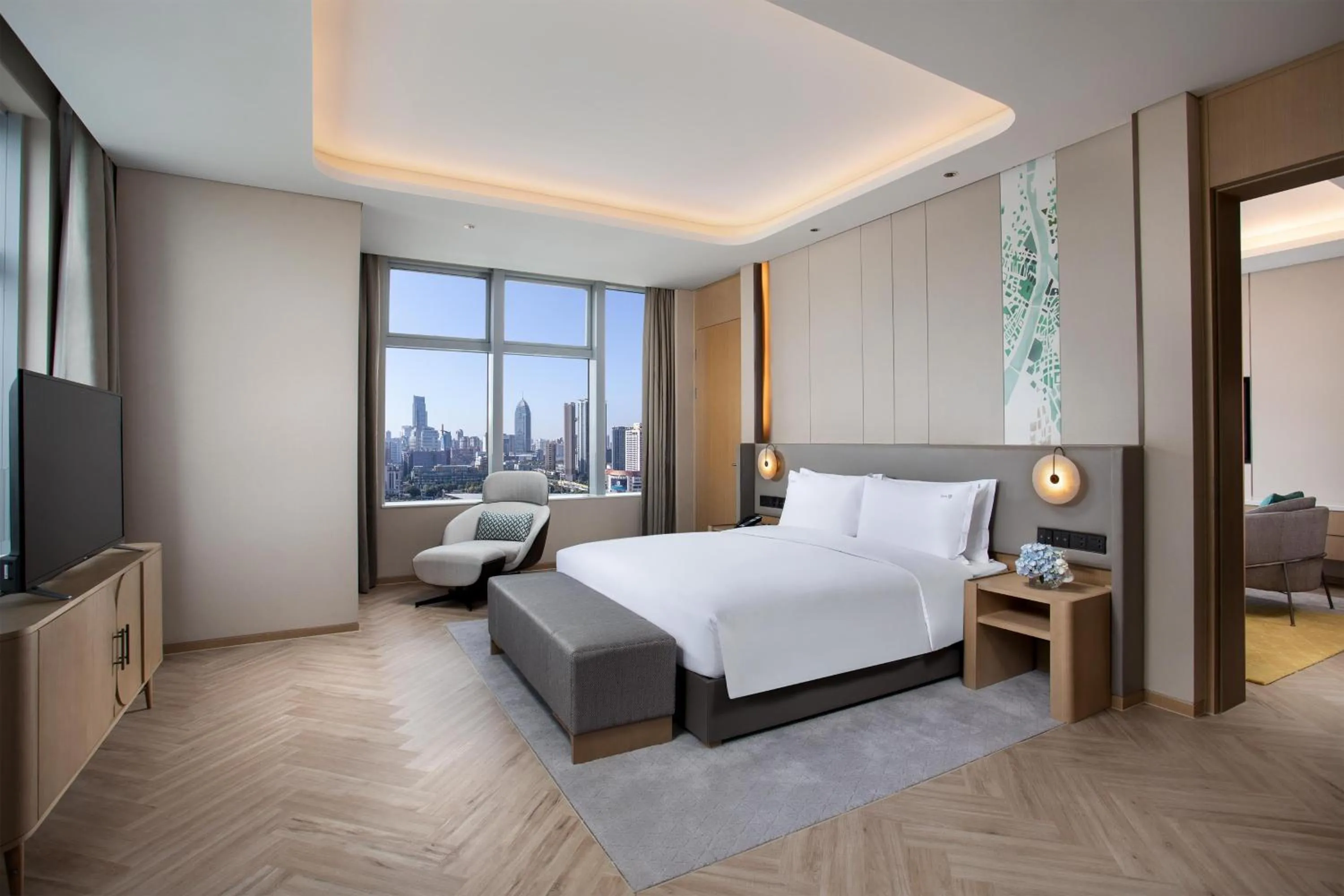 Photo of the whole room, Bed in Holiday Inn Wuxi Central Station by IHG