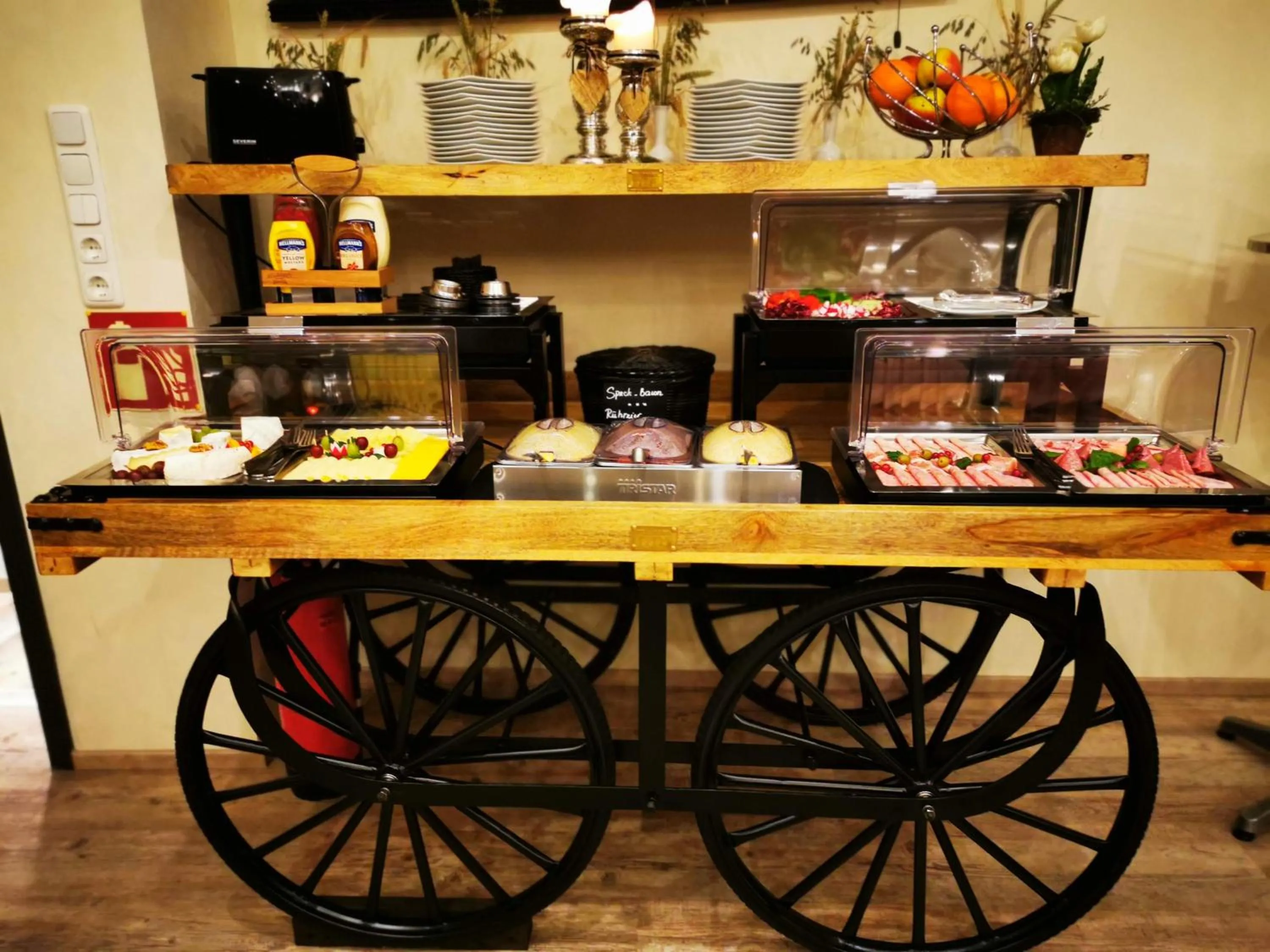 Breakfast in Hotel Sonne - Das kleine Altstadt Hotel