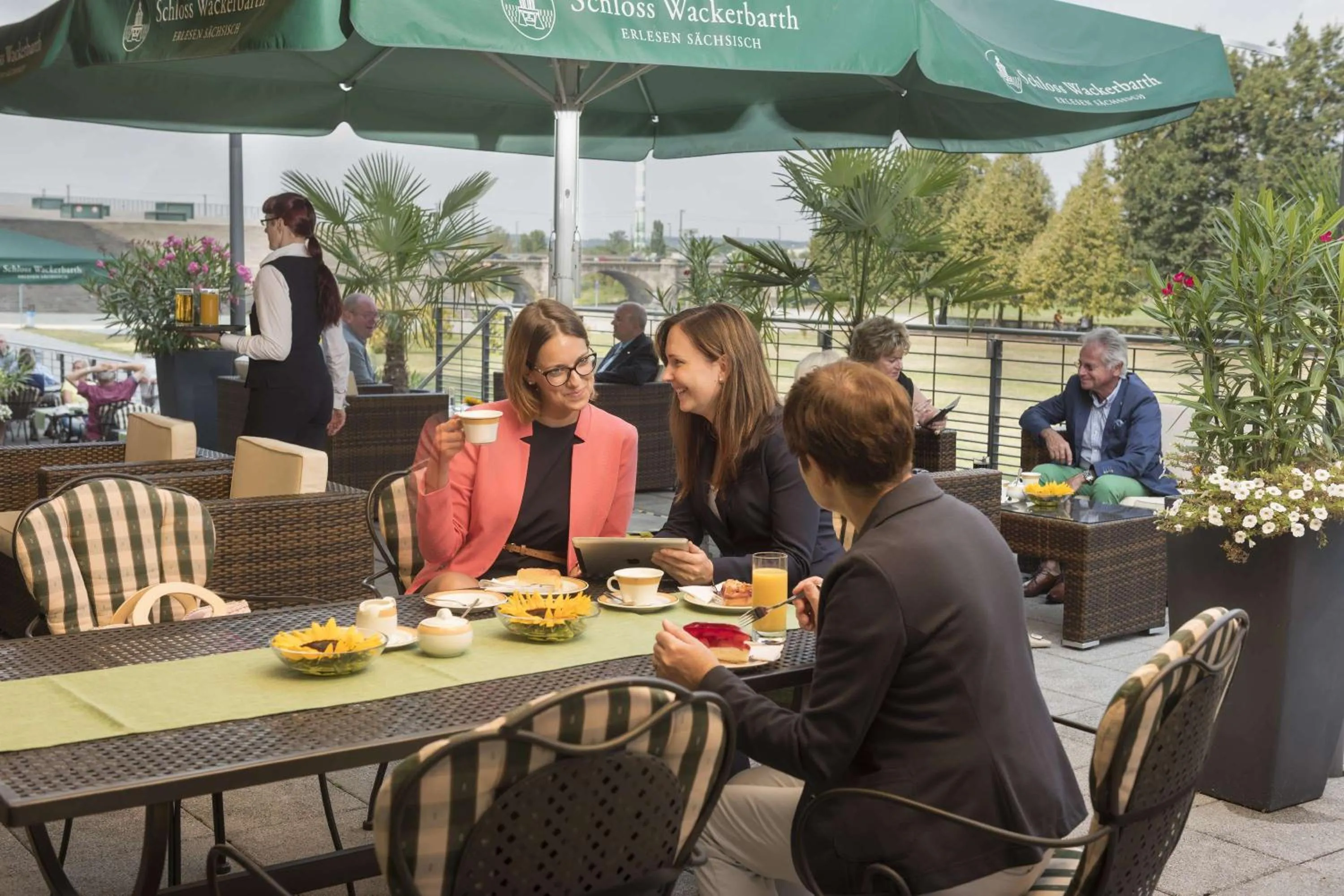 Restaurant/places to eat in Maritim Hotel Dresden