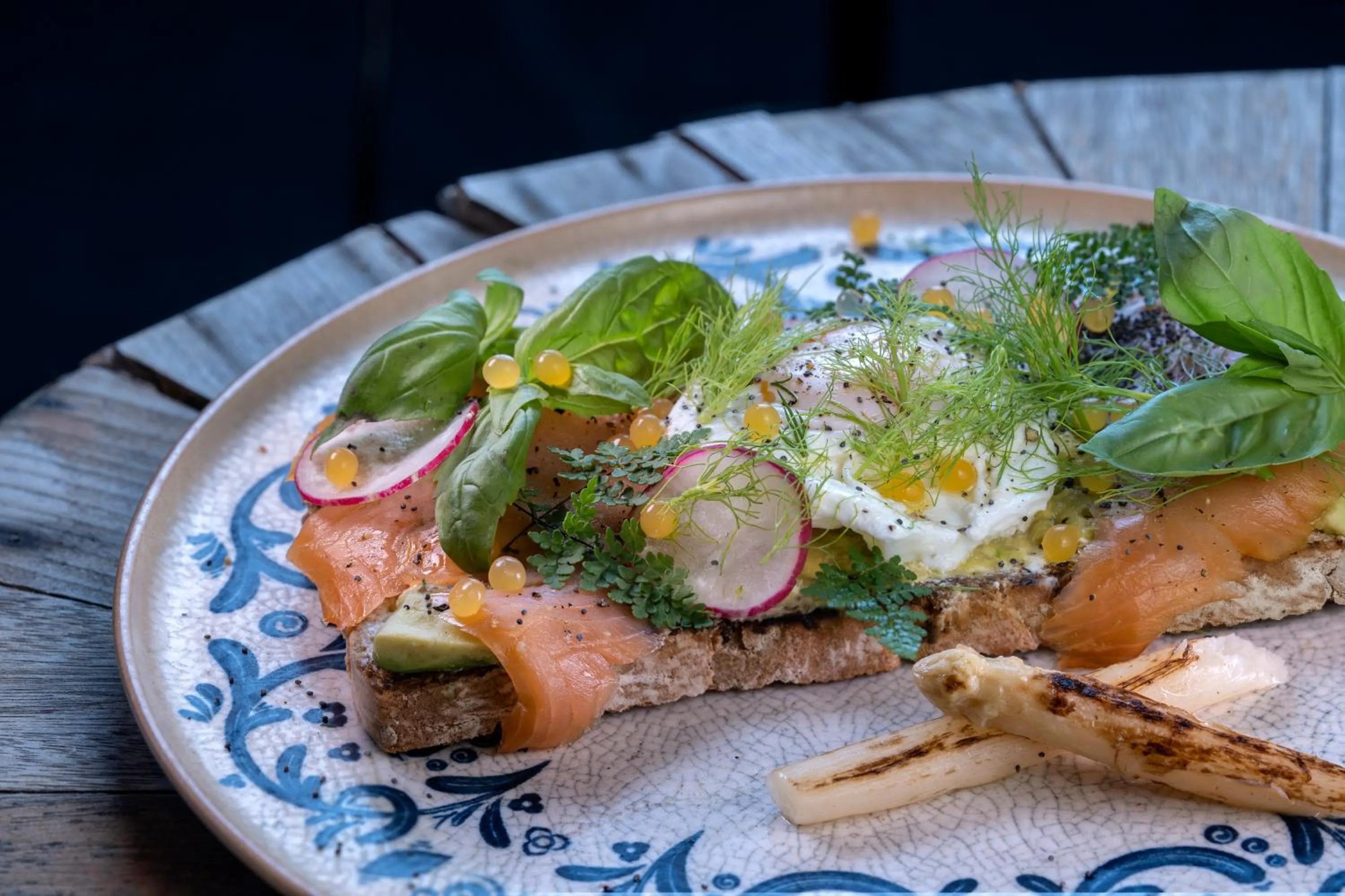 Restaurant/places to eat in DECAN Concept Boutique Estate