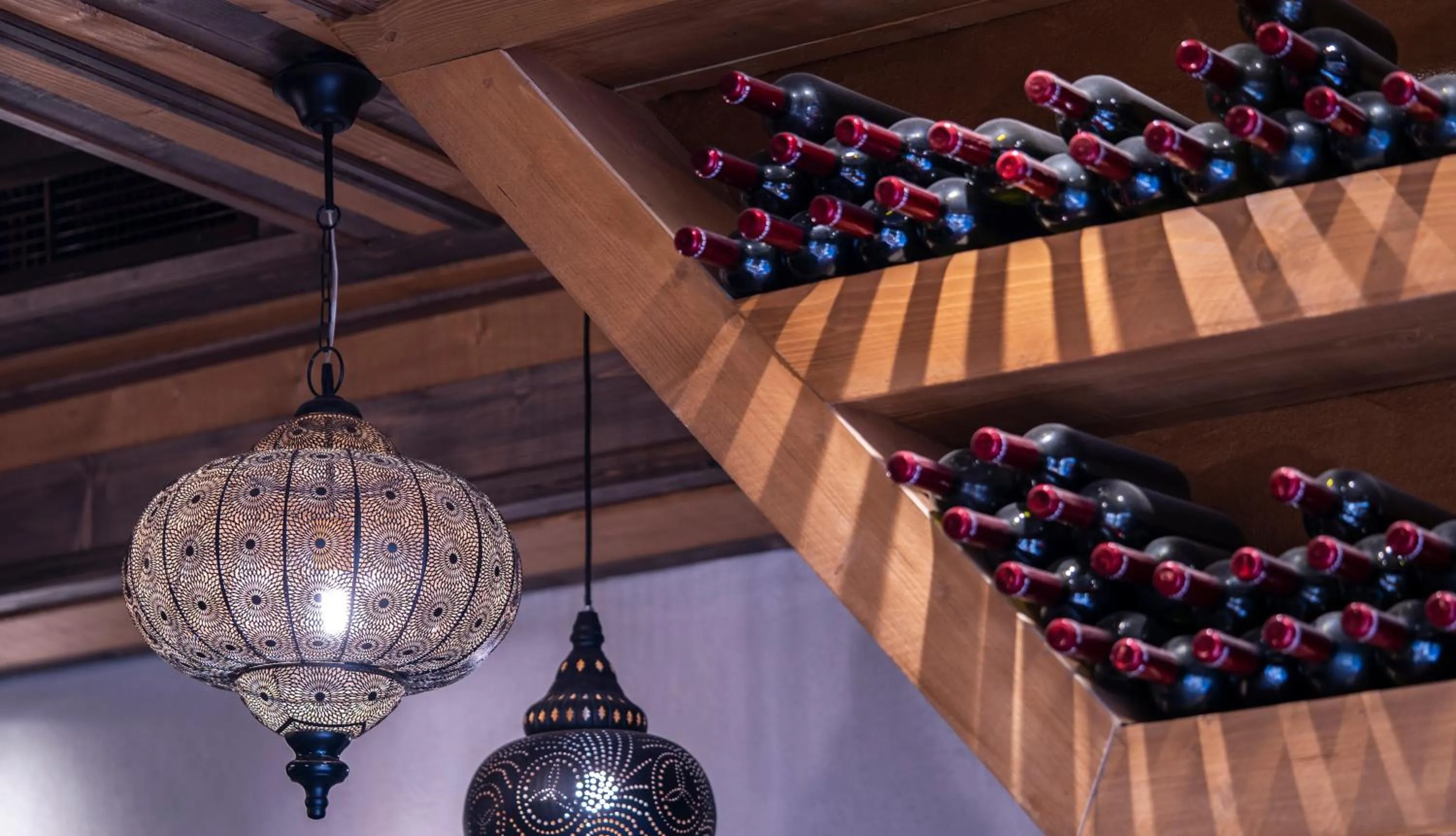 Restaurant/places to eat in DECAN Concept Boutique Estate