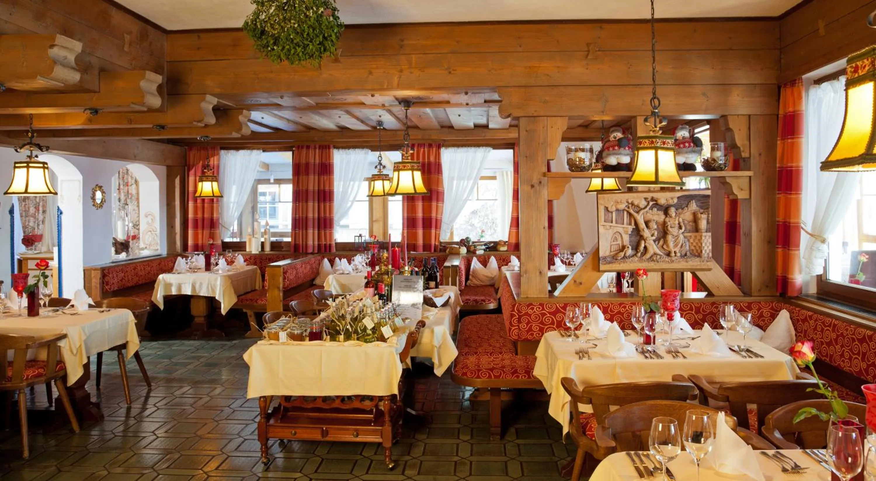 Restaurant/places to eat in Hotel Enzian by Alpeffect Hotels