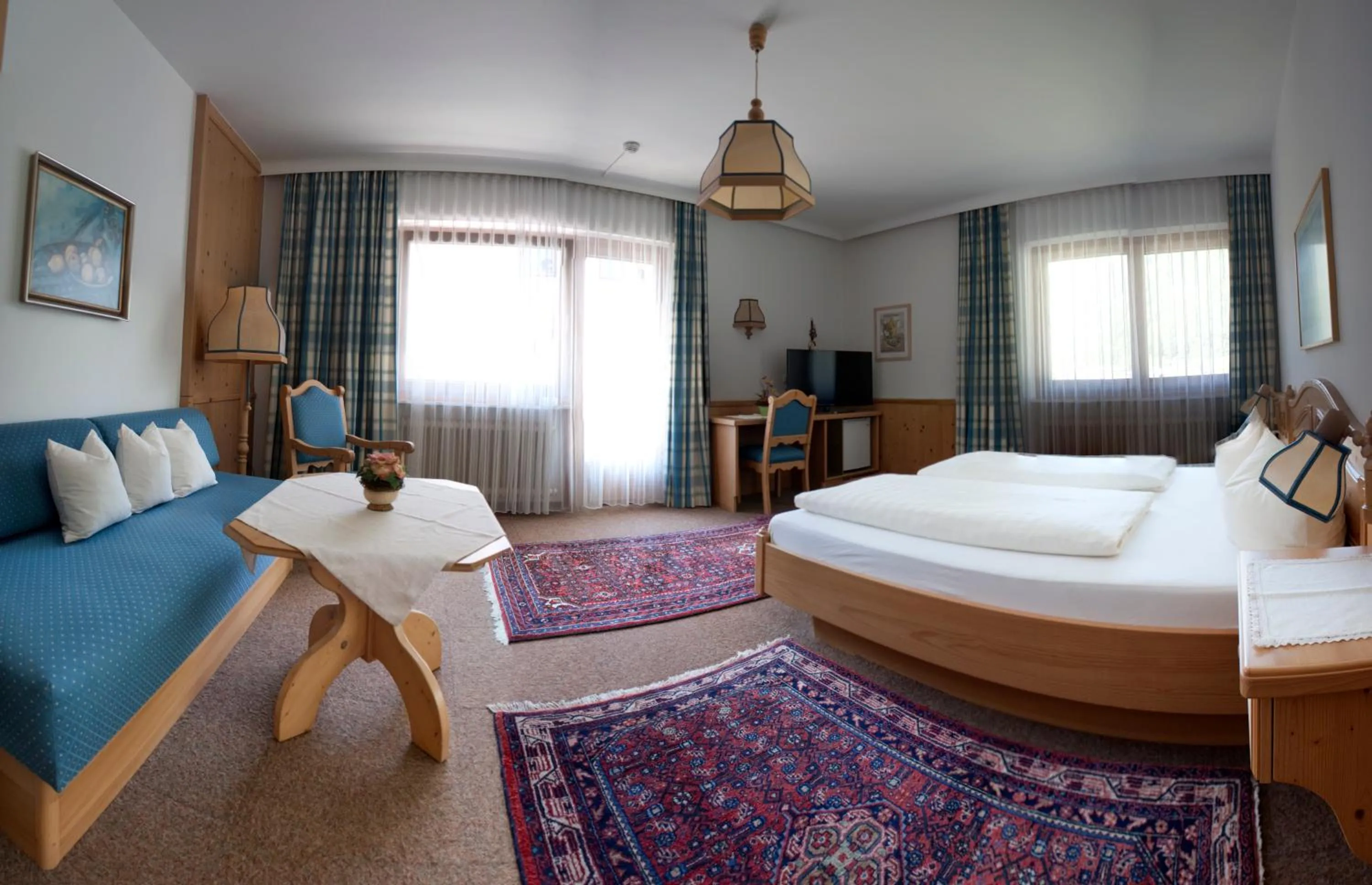 Bed in Hotel Garni Jennewein