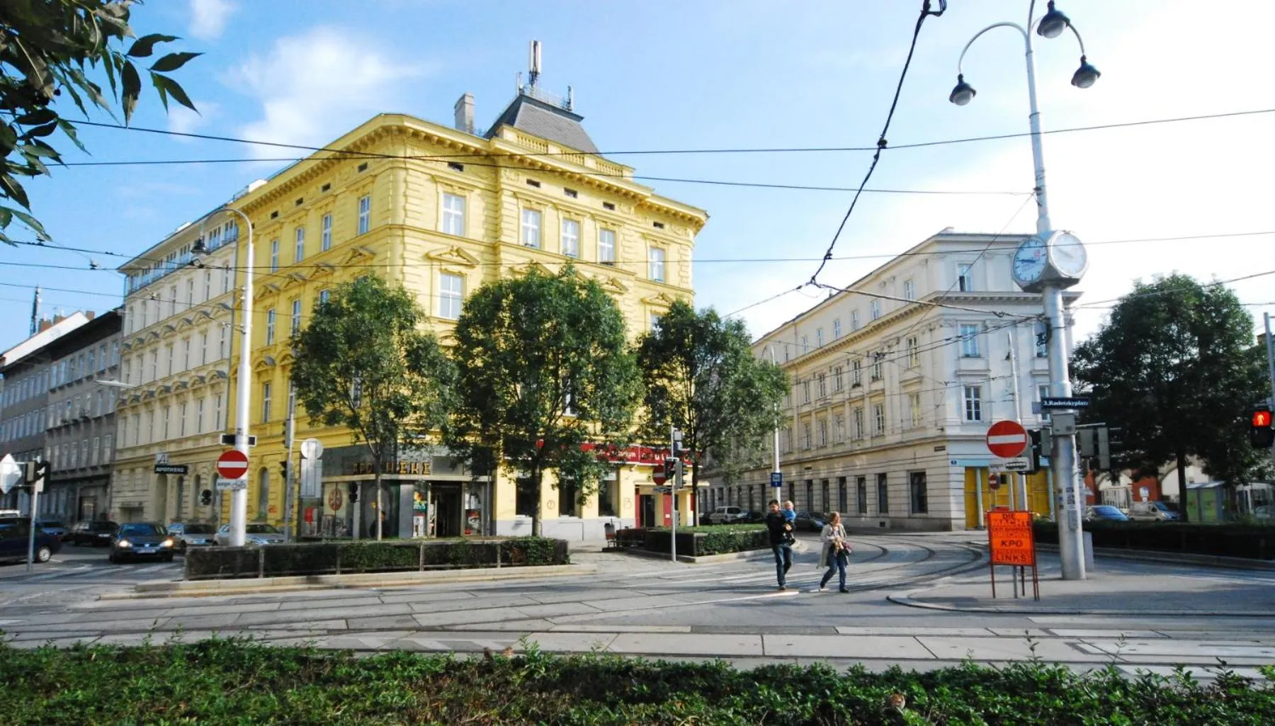 Property building in Grand Quarters City Residence