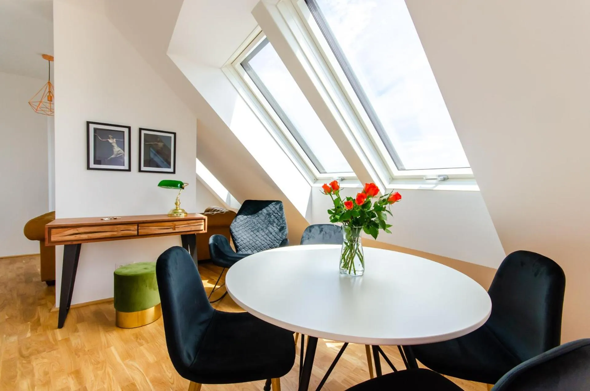 Business facilities in Grand Quarters City Residence