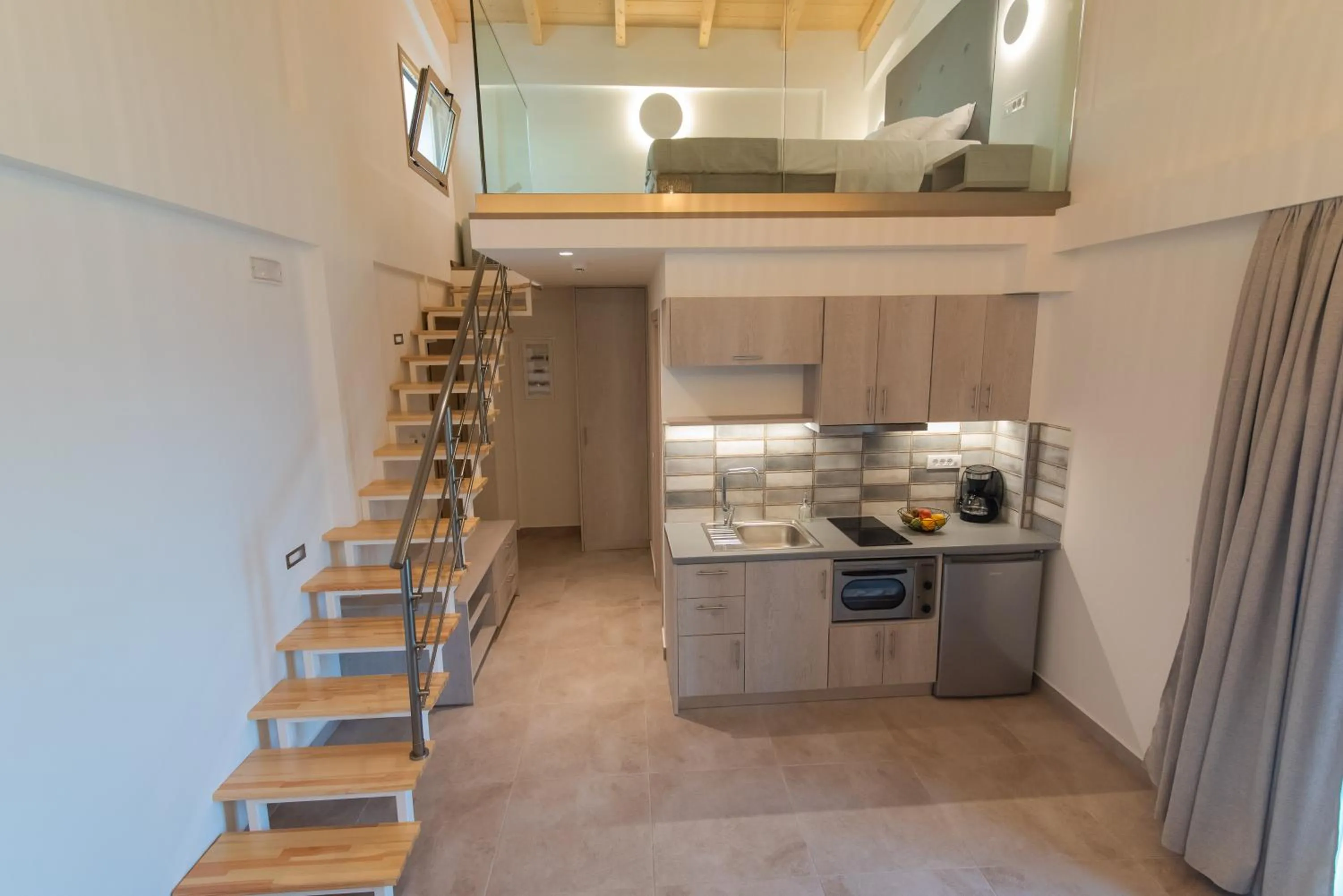 Kitchen or kitchenette in Melydron Apartments