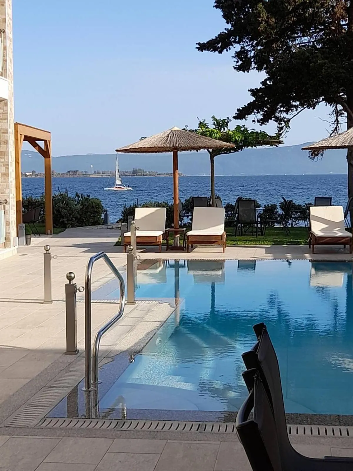 Garden in Melydron Apartments