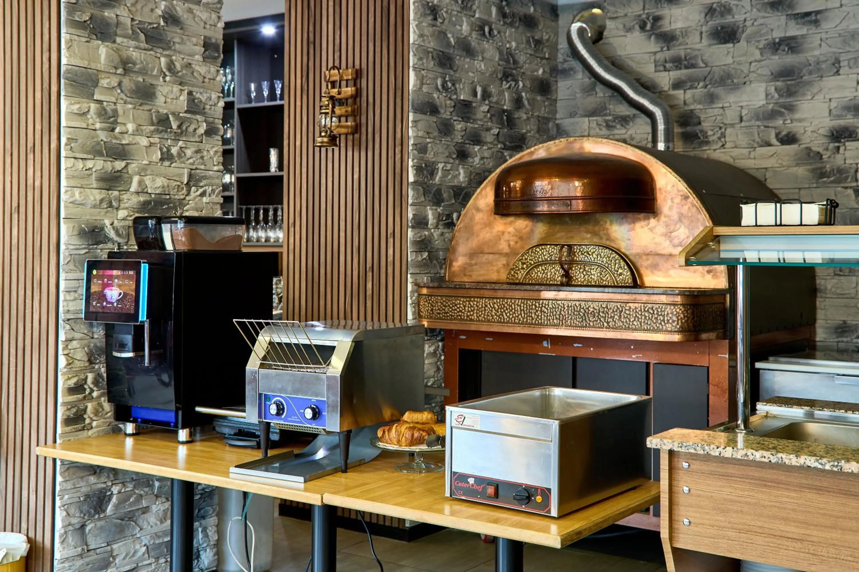 Restaurant/places to eat in Hotel EUROPACITY