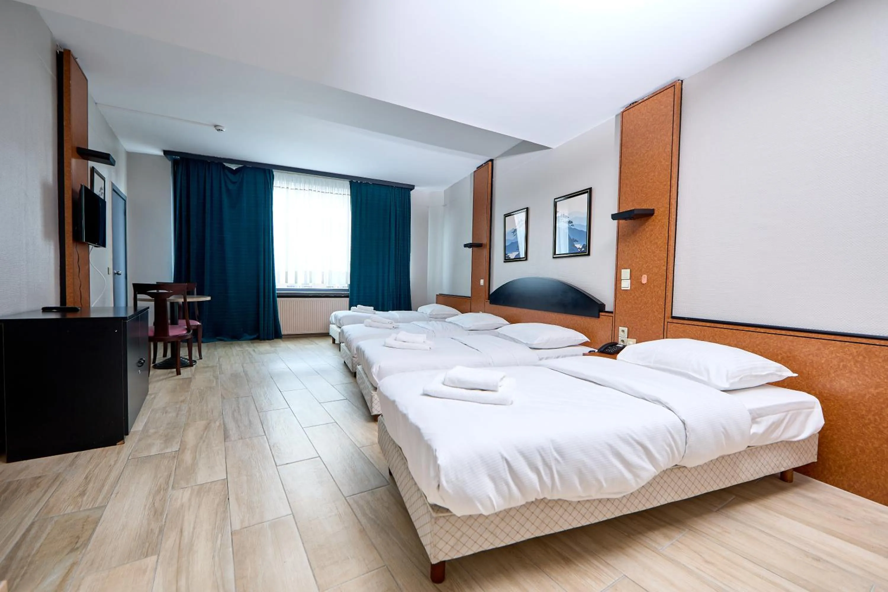 Photo of the whole room, Bed in Hotel EUROPACITY