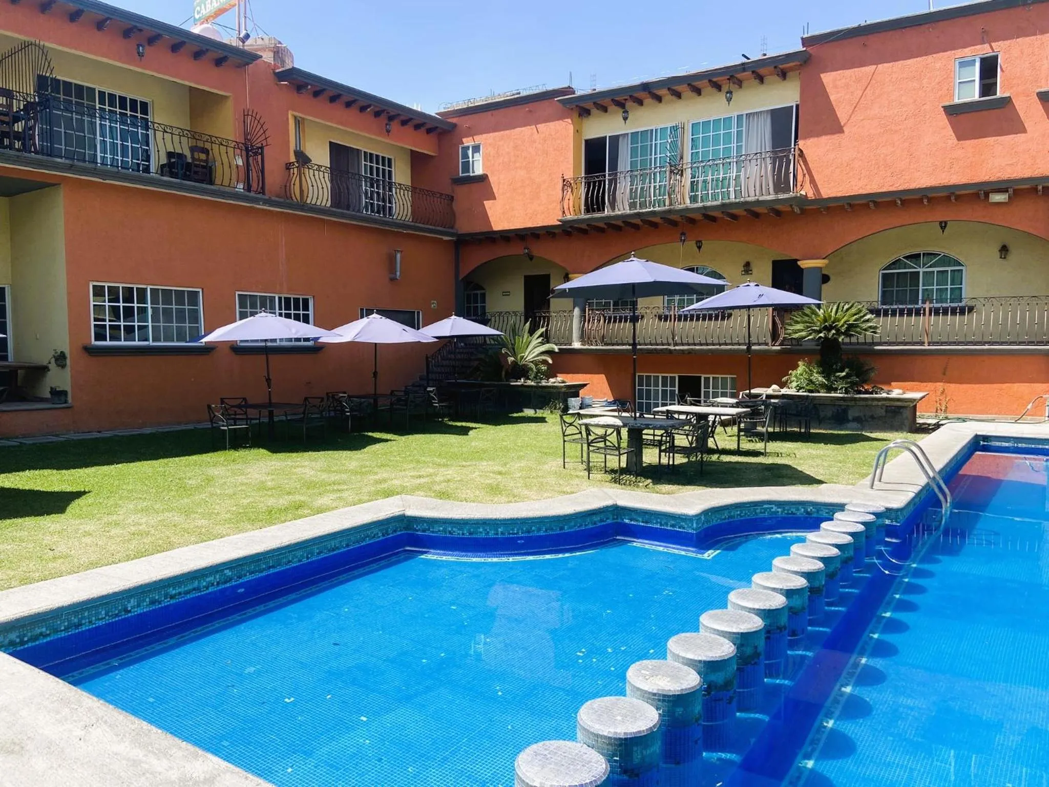 Swimming pool in Hotel Cabañas Santa Cruz