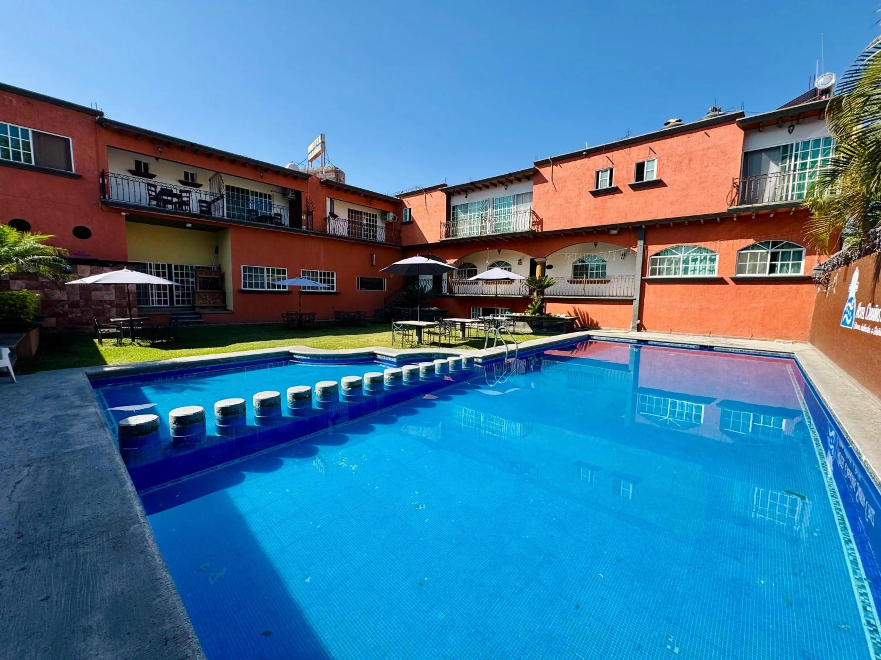 Hotel Cabañas Santa Cruz