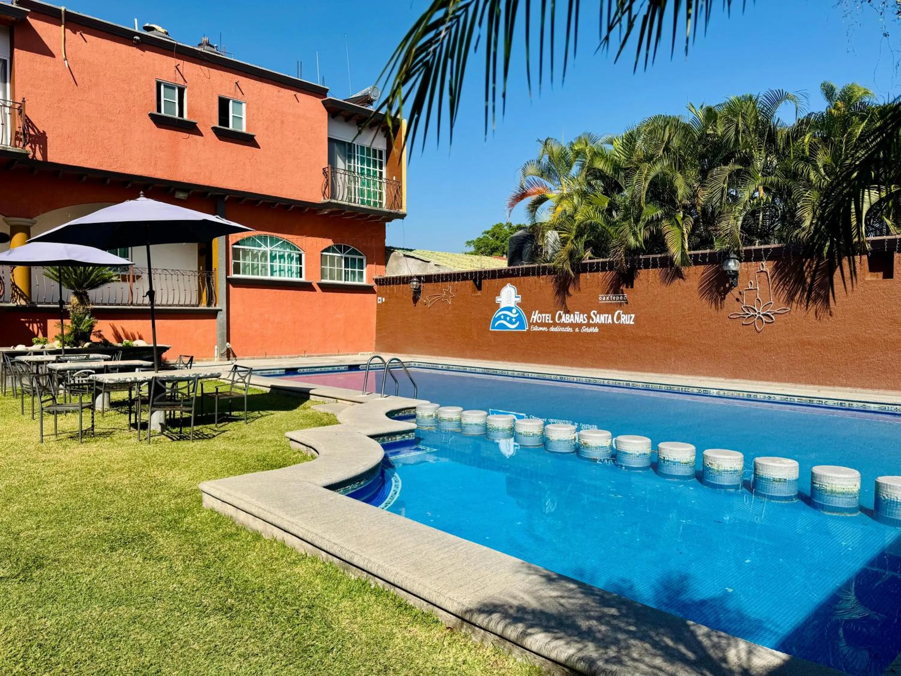Swimming pool in Hotel Cabañas Santa Cruz