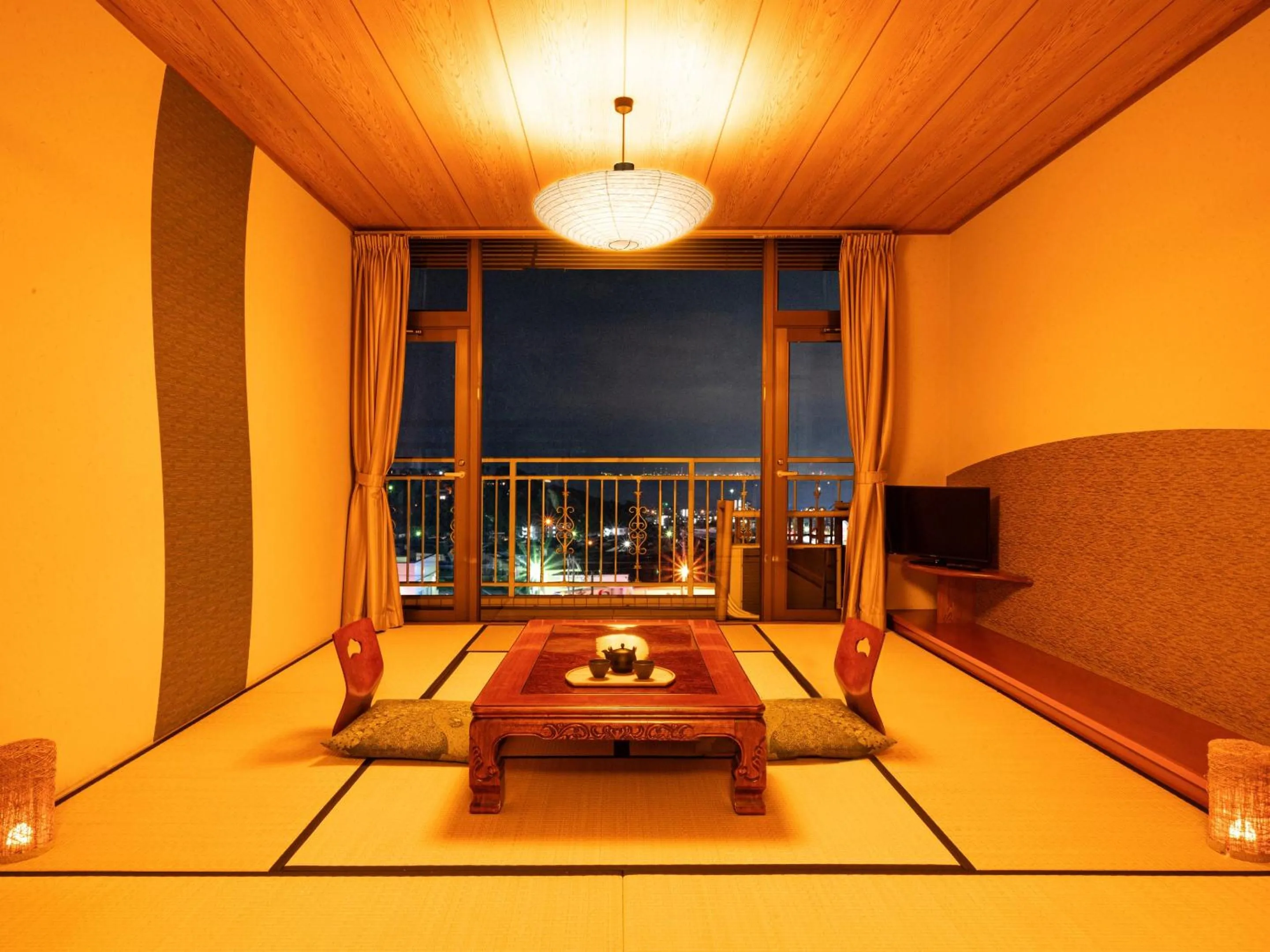 Superior Japanese-style room with Bathroom and Ocean View - single occupancy in Ooedo Onsen Monogatari Premium Hotel Fugetsu