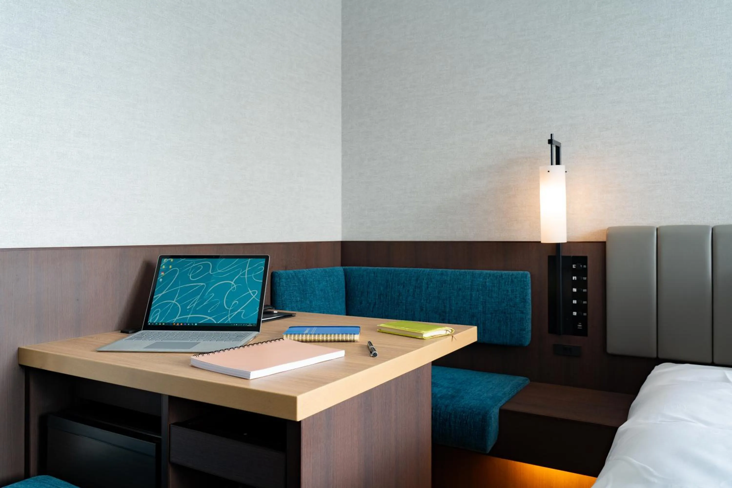 Other, Bed in The Royal Park Canvas - Kobe Sannomiya