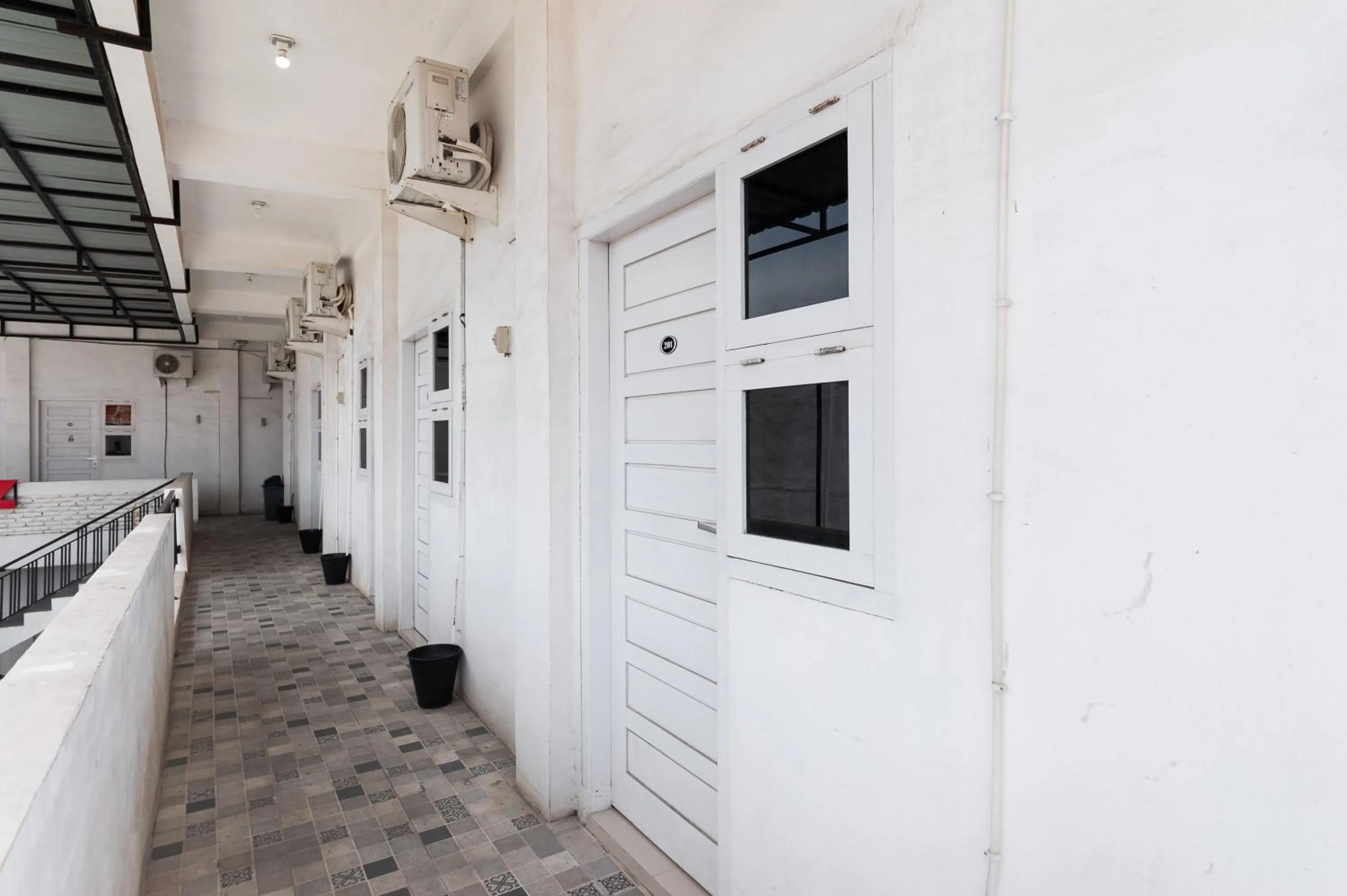 Property building in RedDoorz Syariah near RSUD Zainoel Abidin Banda Aceh