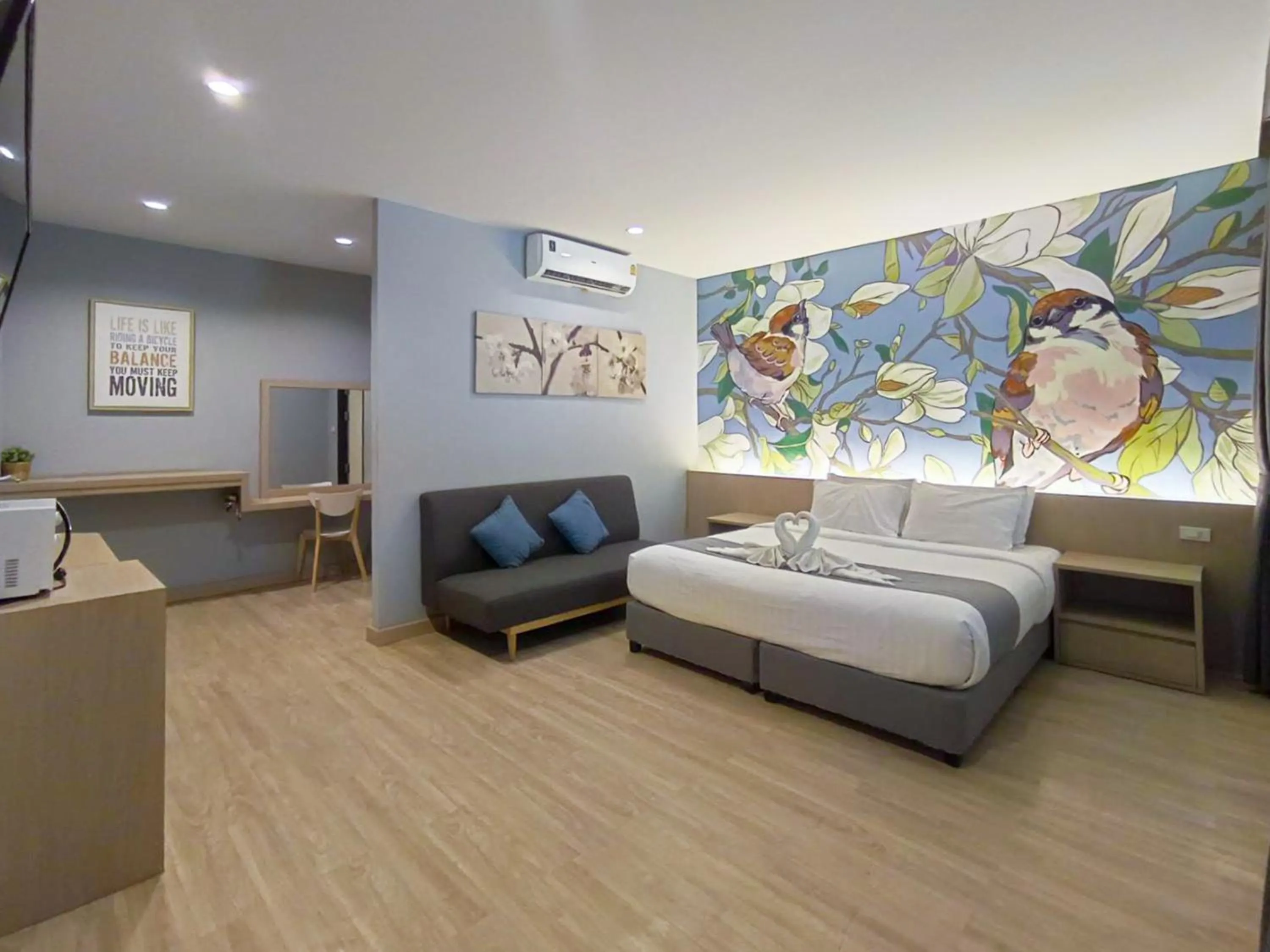 Guests, Bed in Tarnsiri Boutique Resort