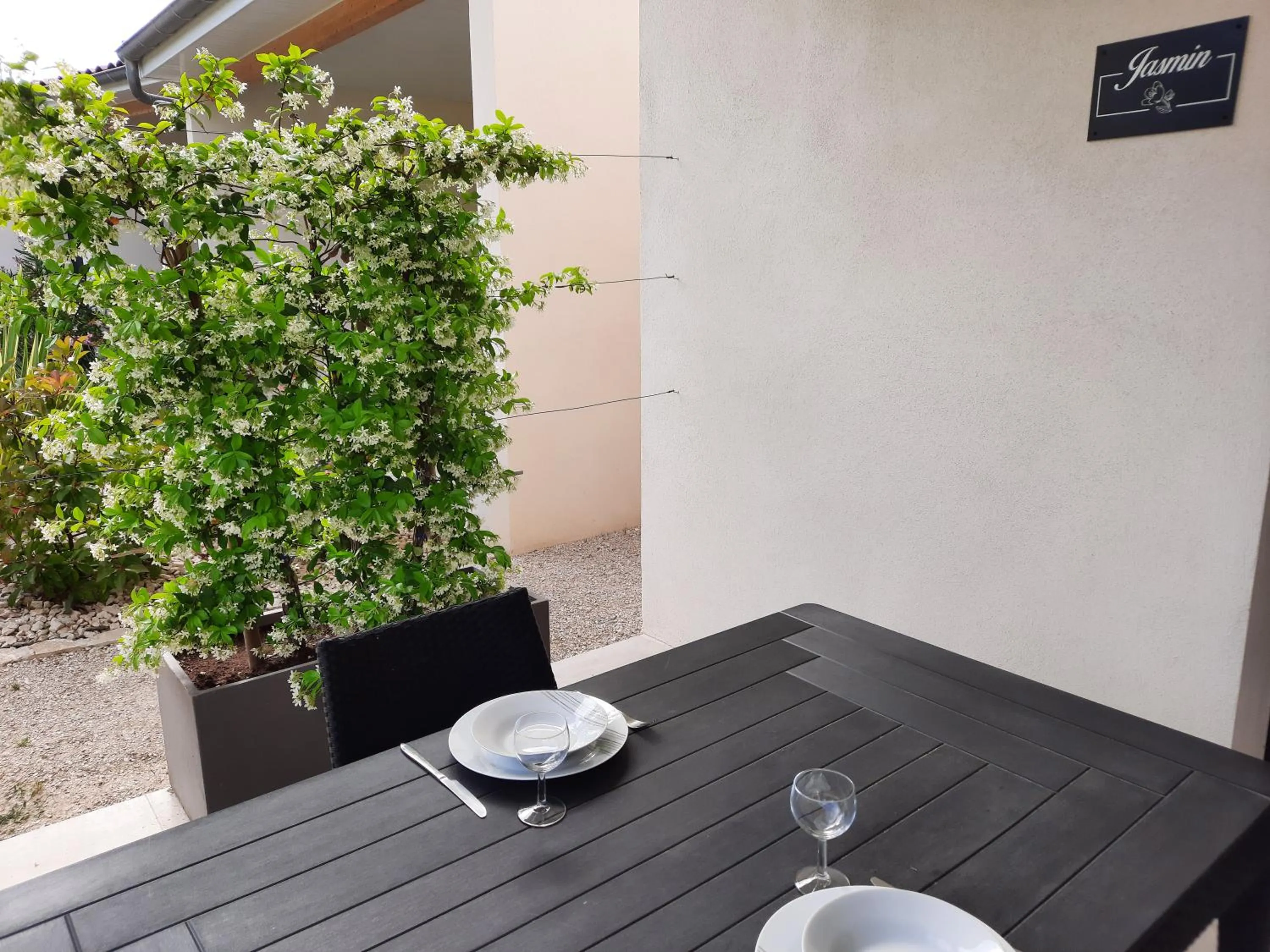 Dining area in Le Logis de Bérianne