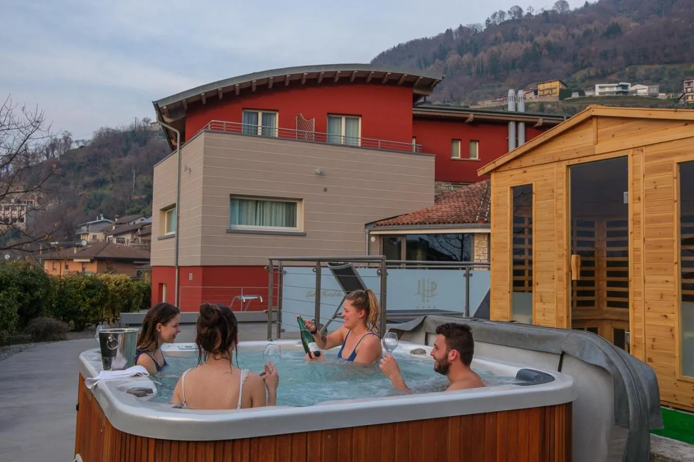 Sauna in Lake Hotel La Pieve