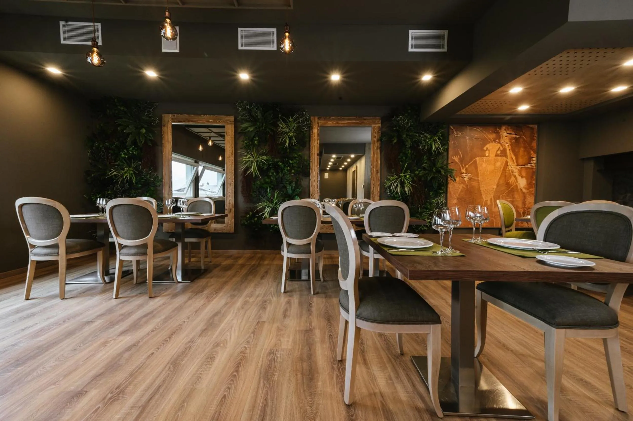 Restaurant/places to eat in Lake Hotel La Pieve