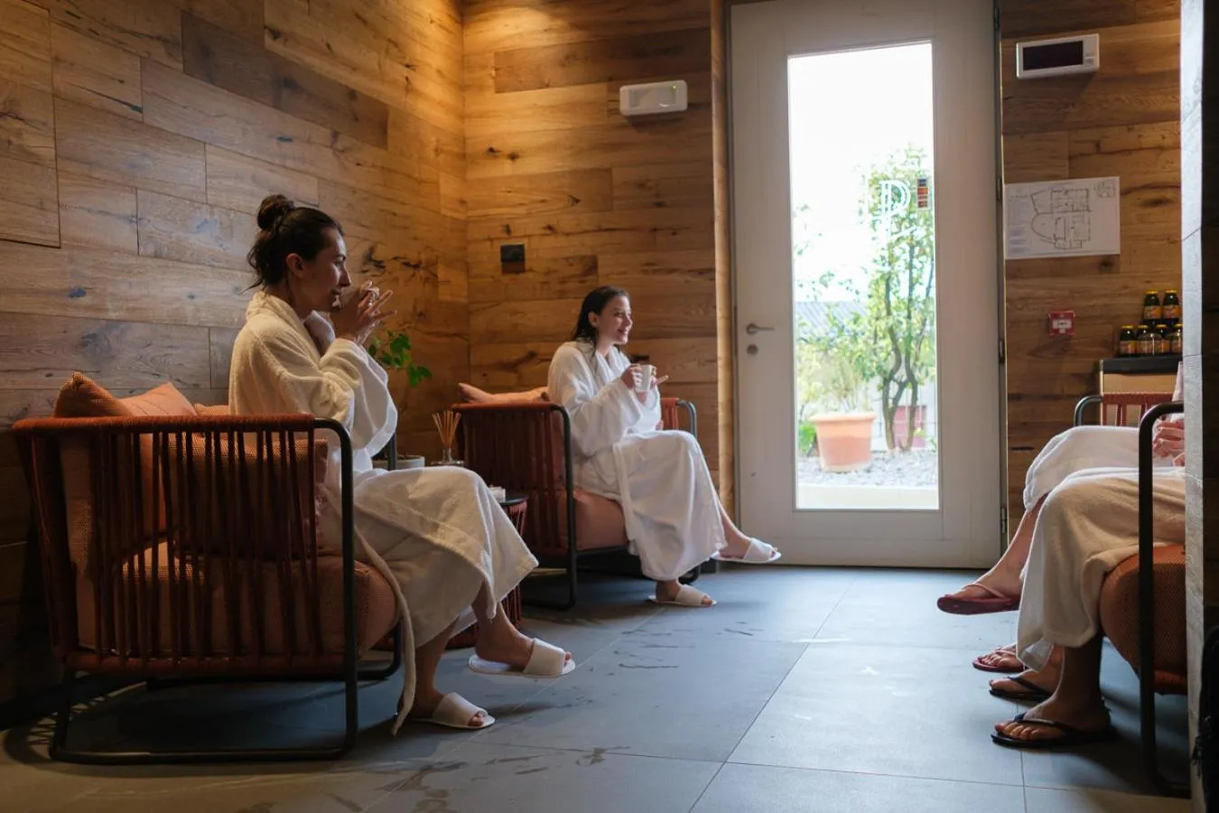 Sauna in Lake Hotel La Pieve