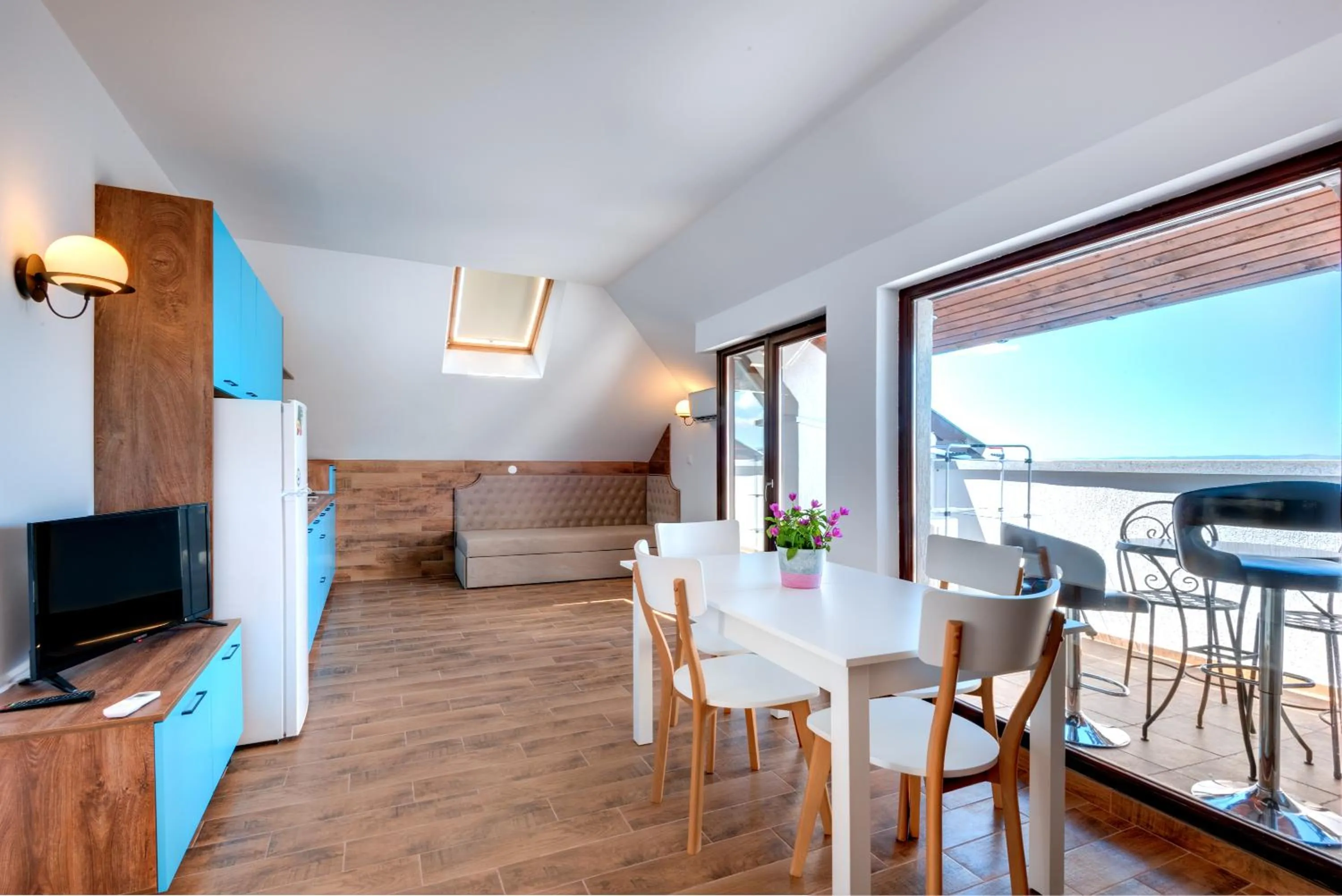 Dining area in Panorama Blue Family Hotel and Free parking