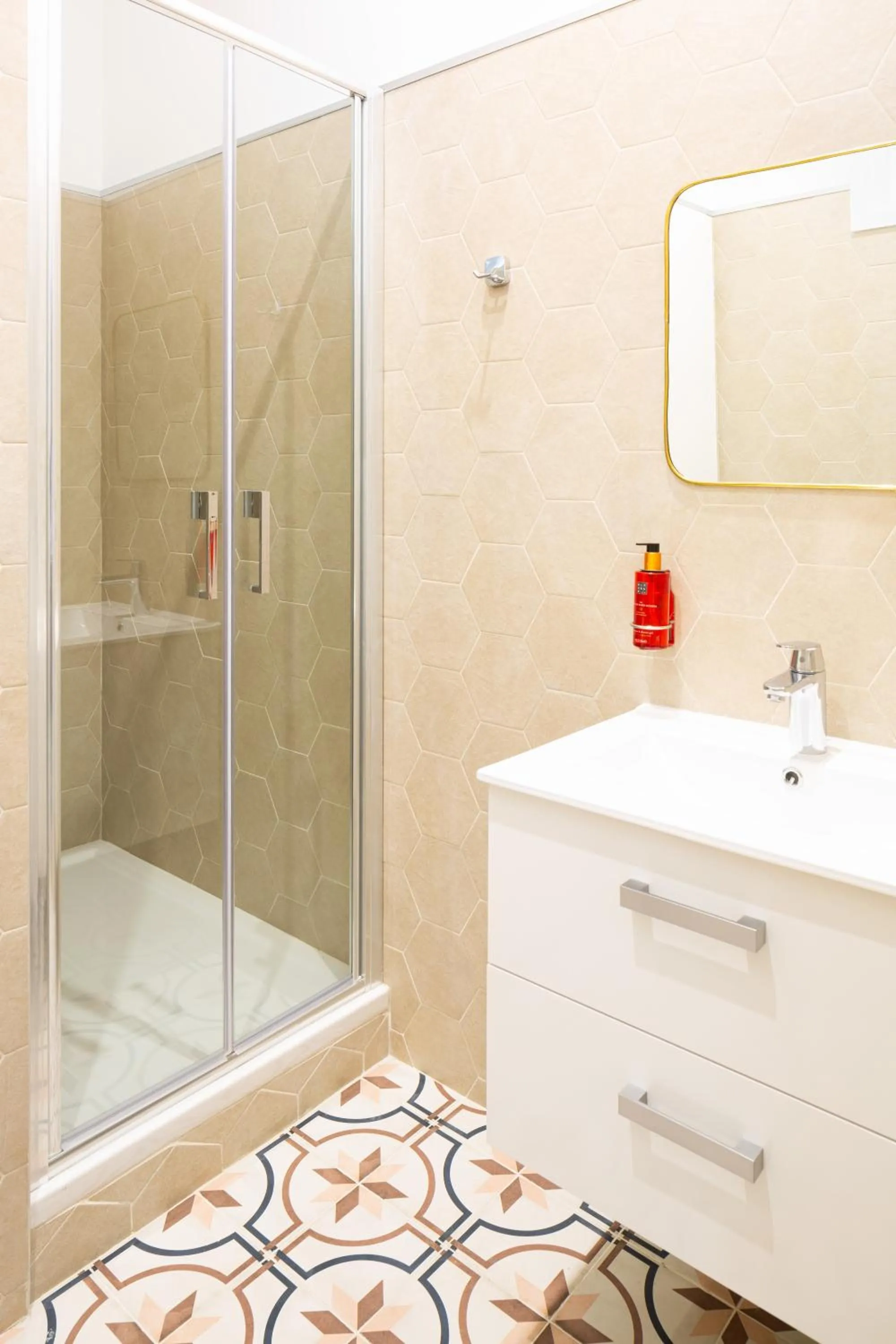 Bathroom in Appart hôtel Maison Montgrand-Vieux Port