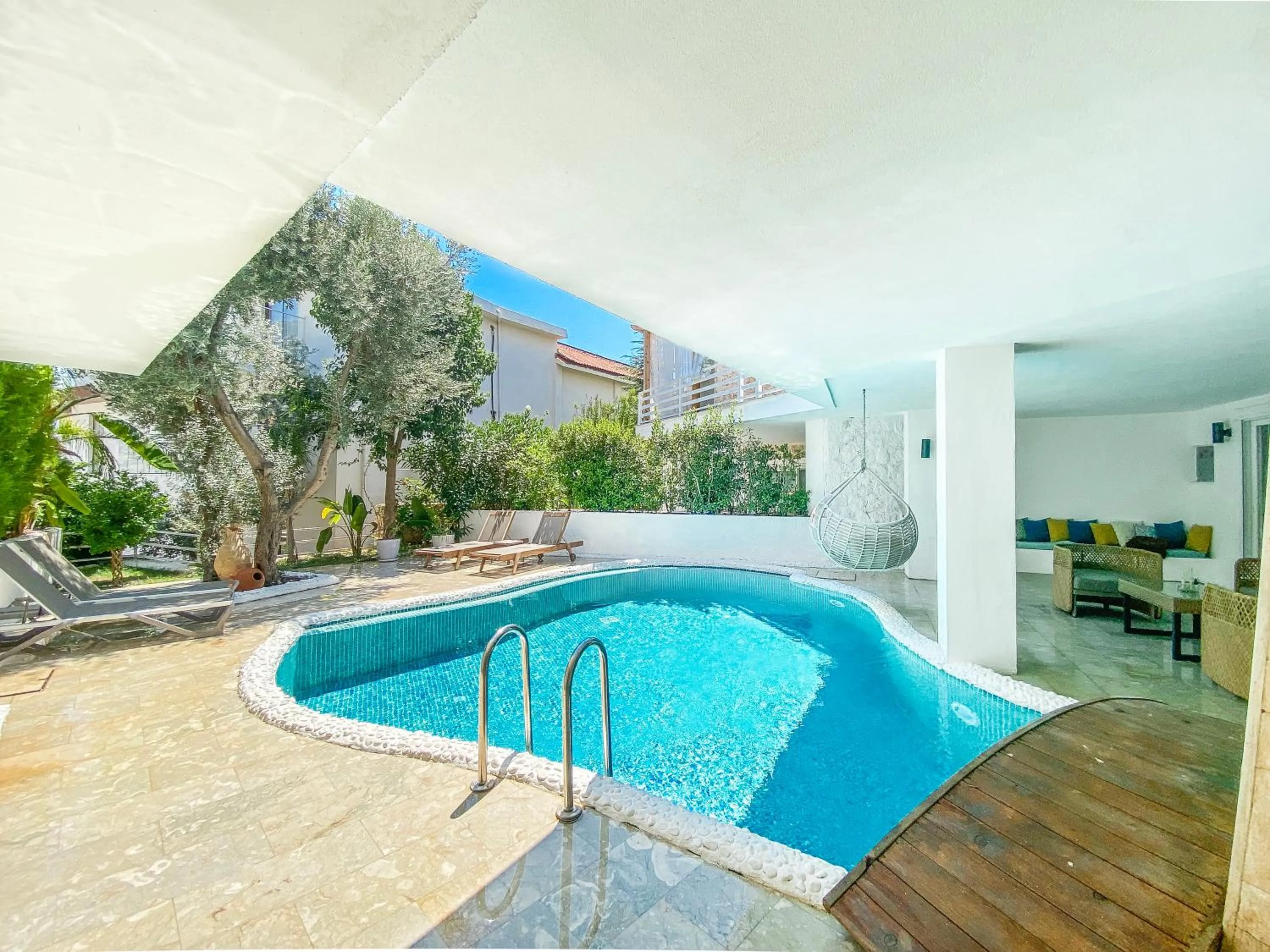 Swimming pool in Kalkan Saray Suites Hotel