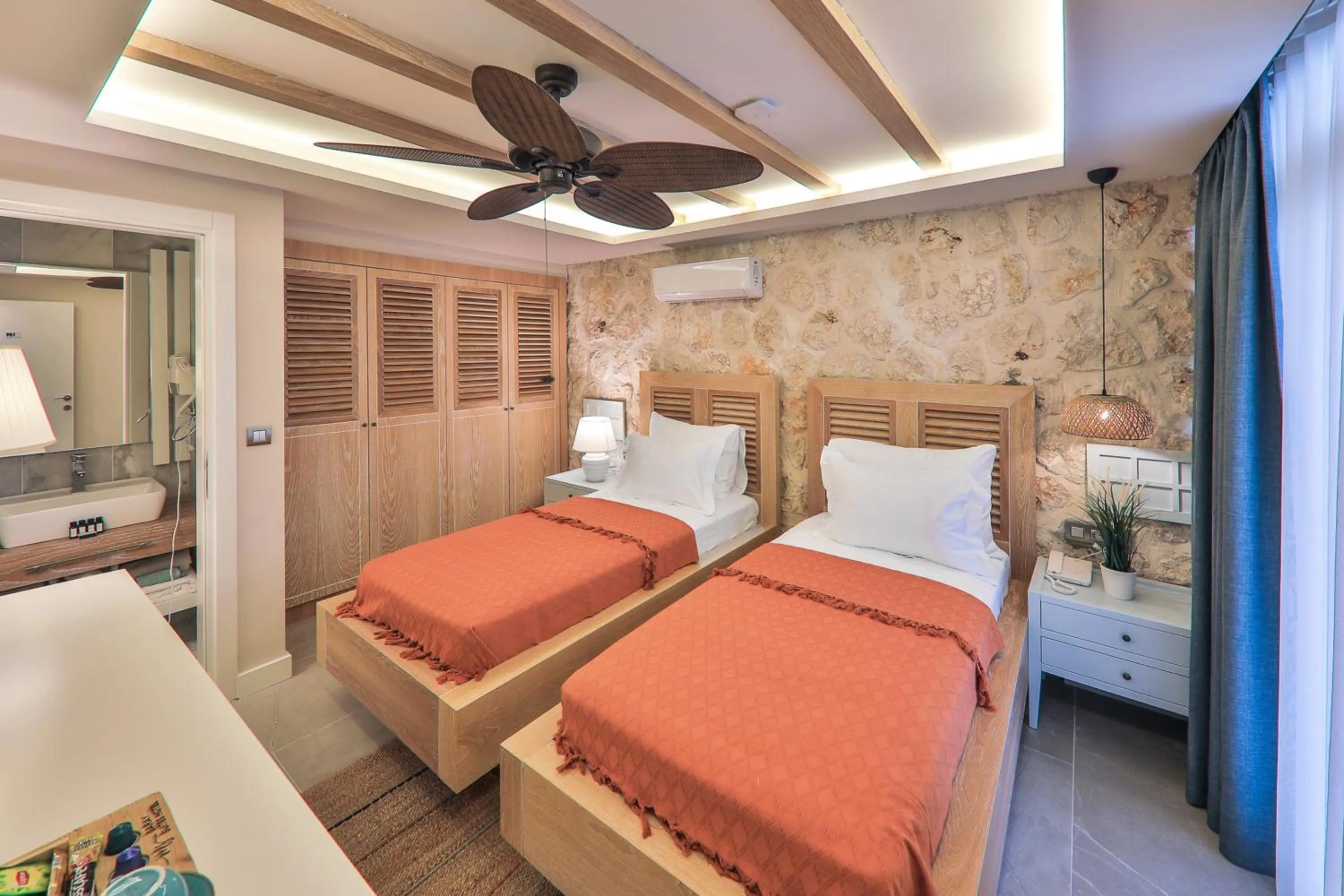 Bedroom, Bed in Kalkan Saray Suites Hotel