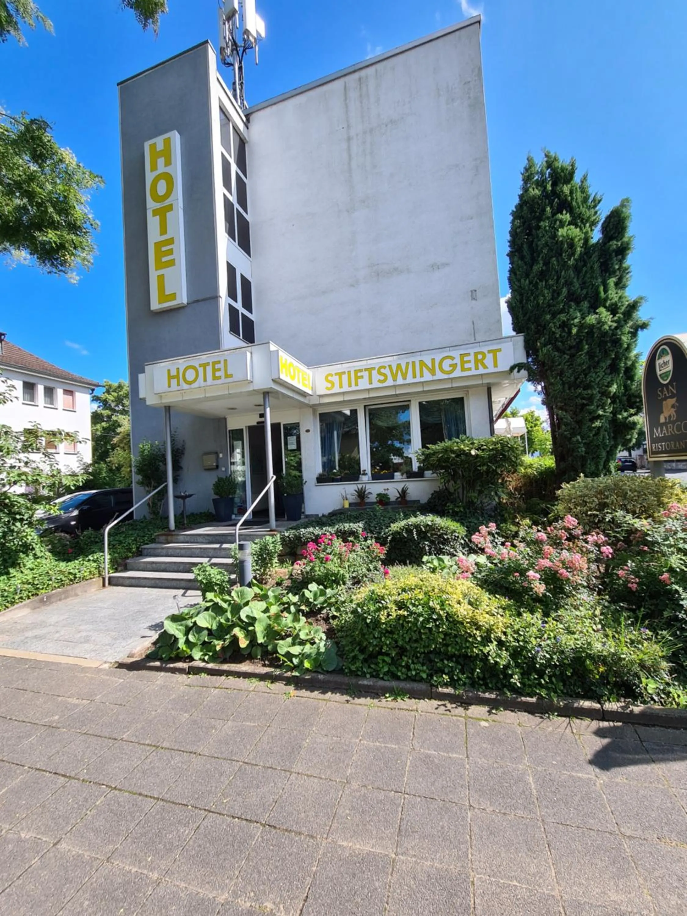 Property building in Hotel Stiftswingert