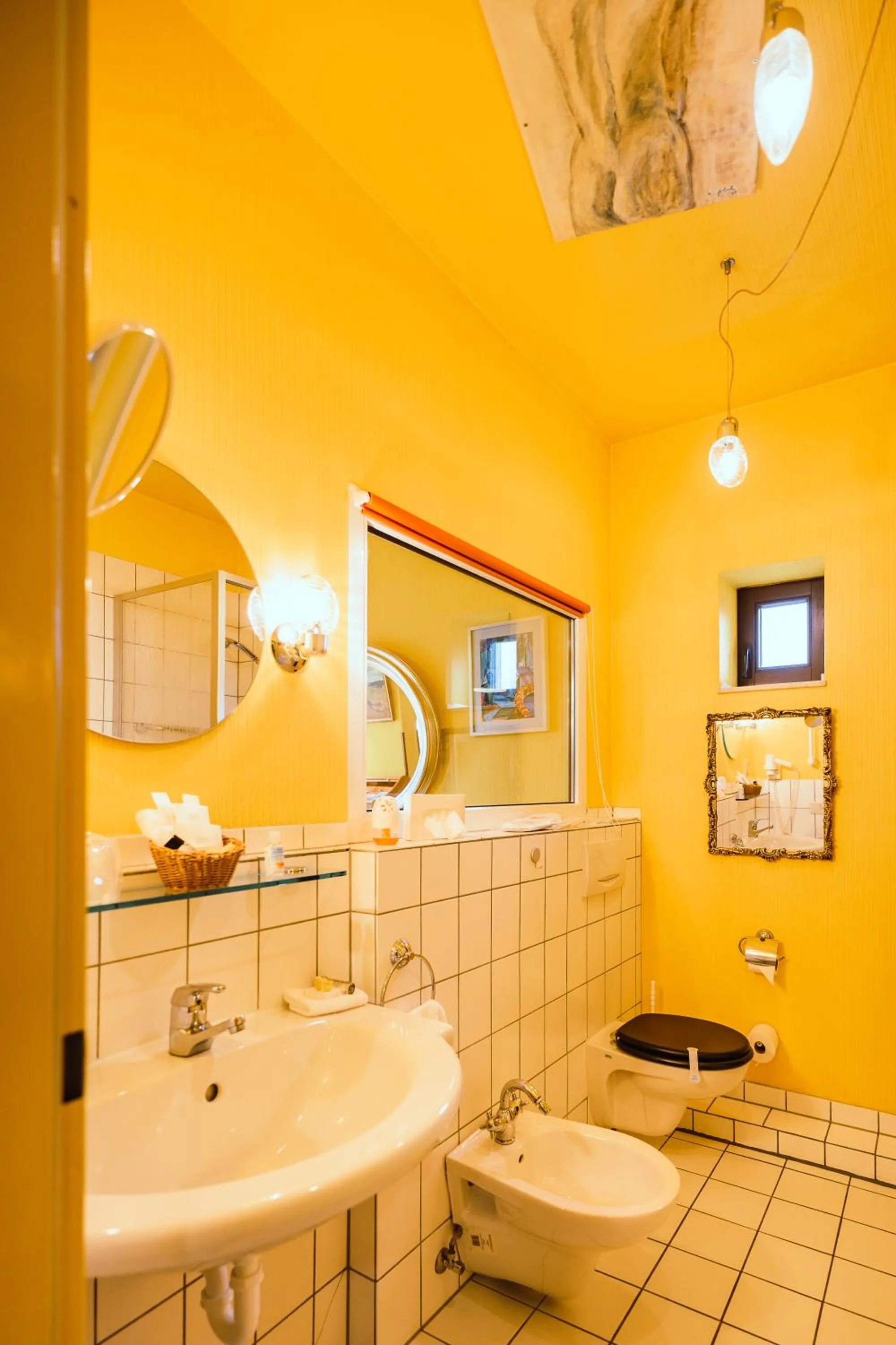 Toilet in Design Hotel Euskirchen