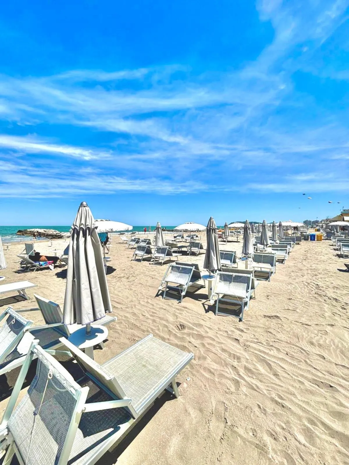 Beach in Hotel Caravel B&B