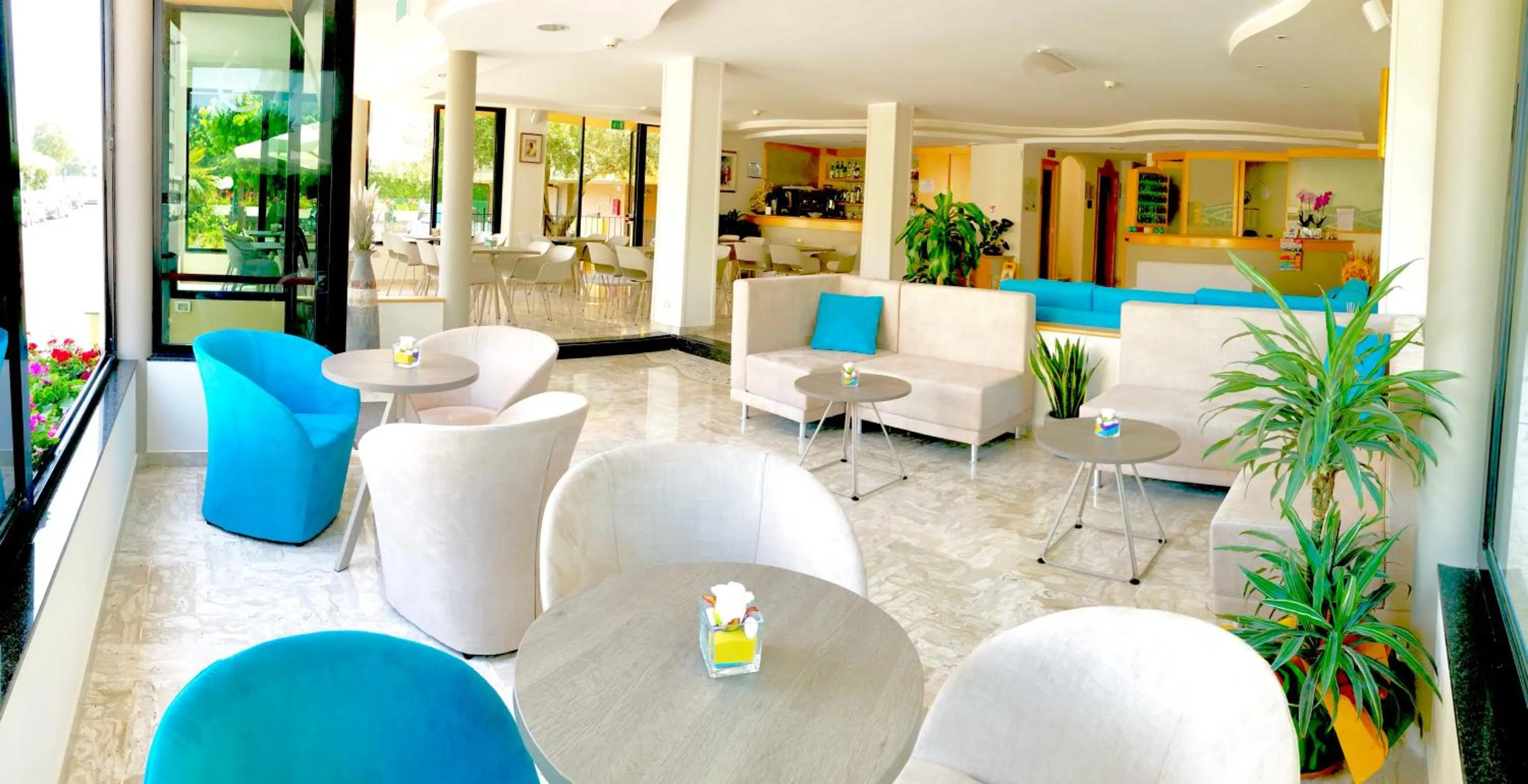 Lobby or reception in Hotel Caravel B&B