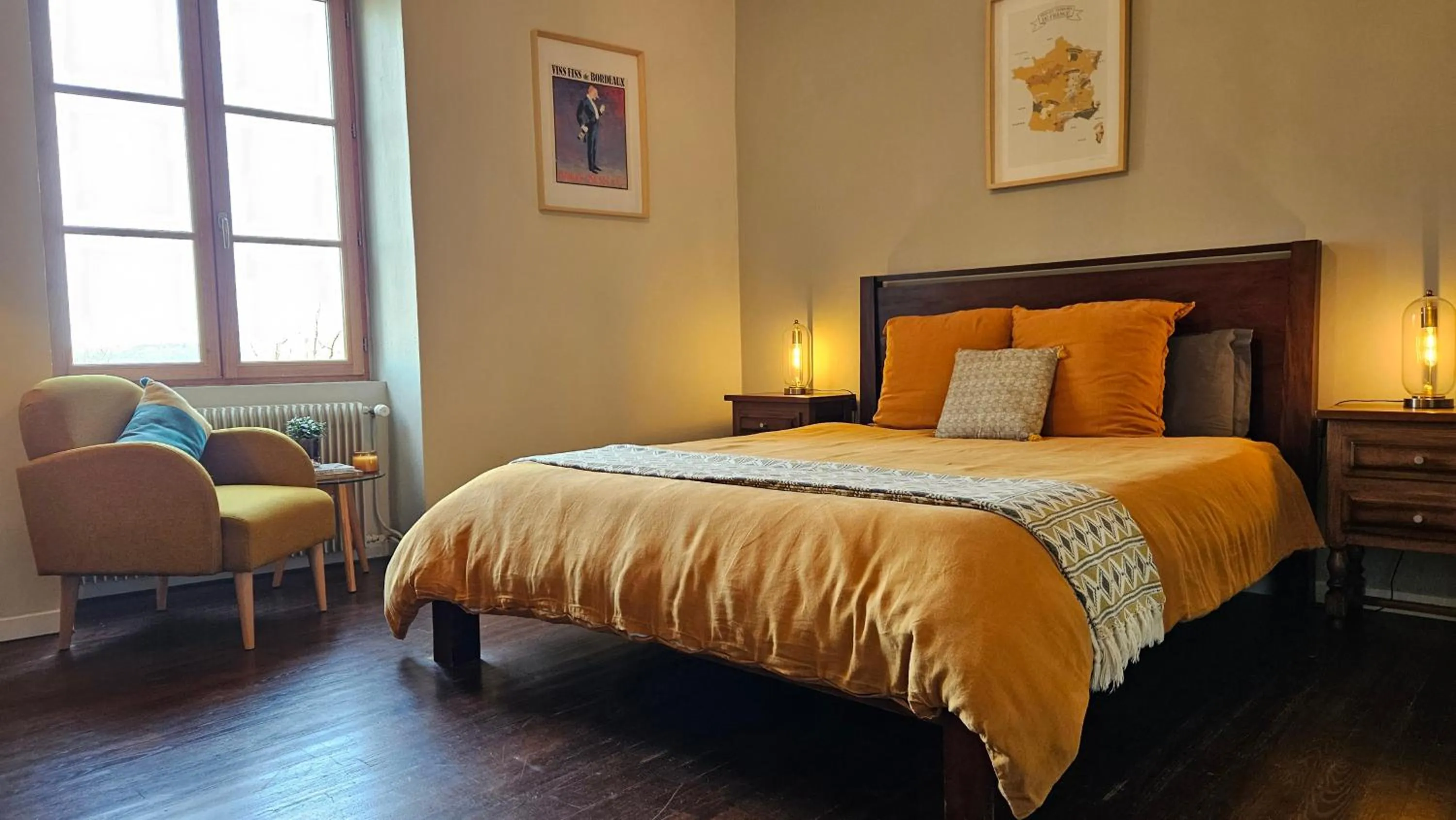 Bed in Planches et Plonk