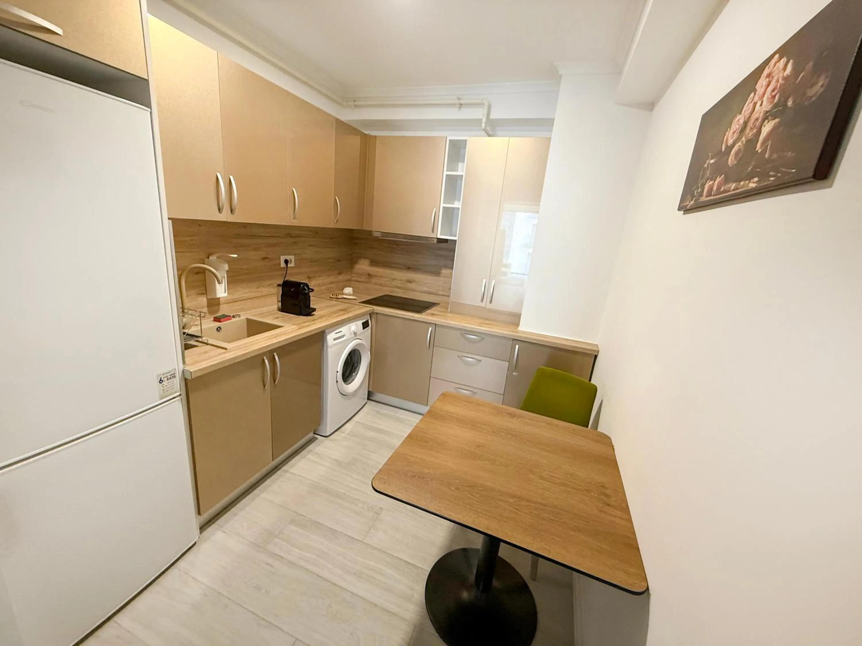 kitchen in Maritimo ApartHotel