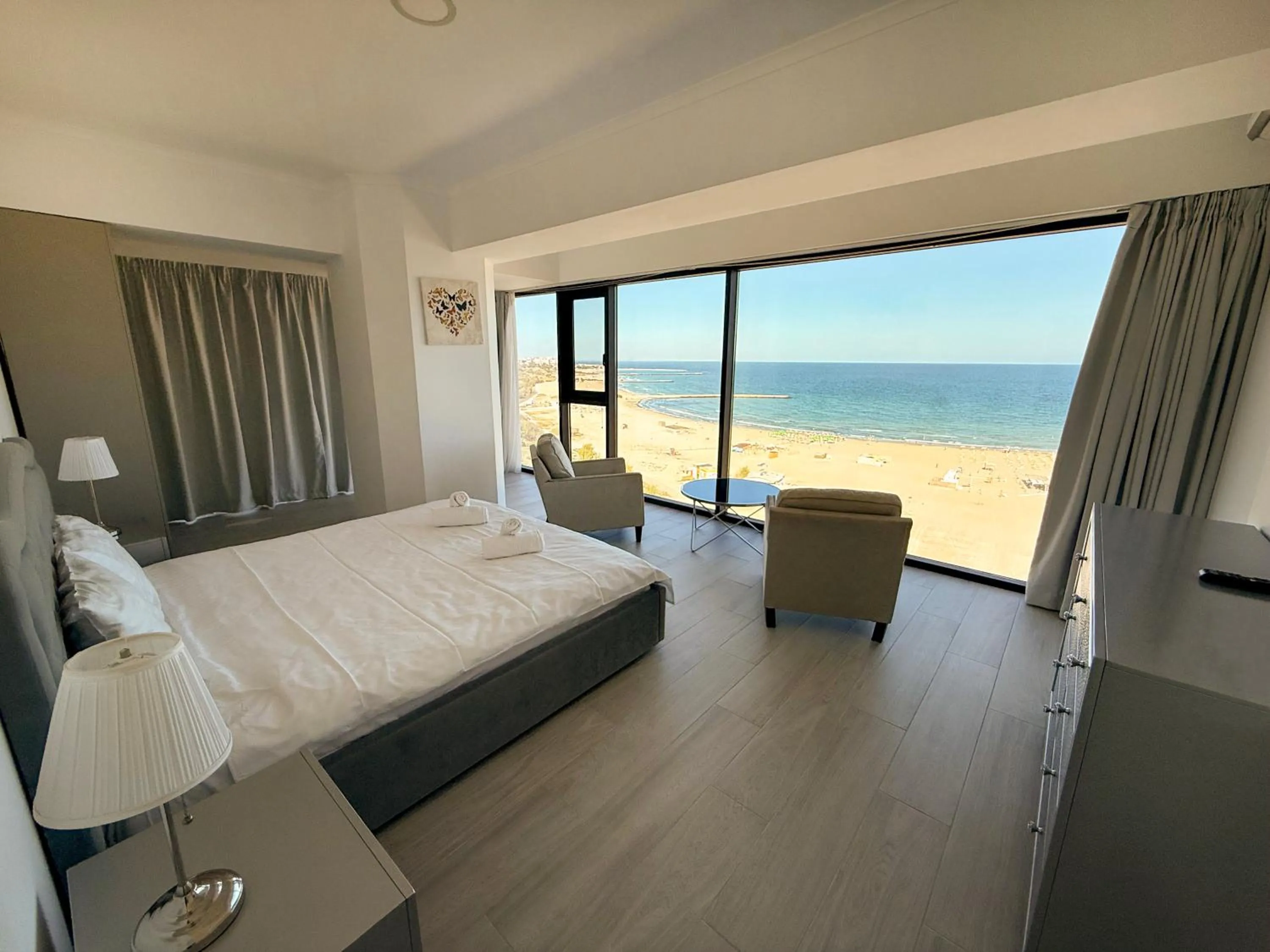 Photo of the whole room, Bed in Maritimo ApartHotel