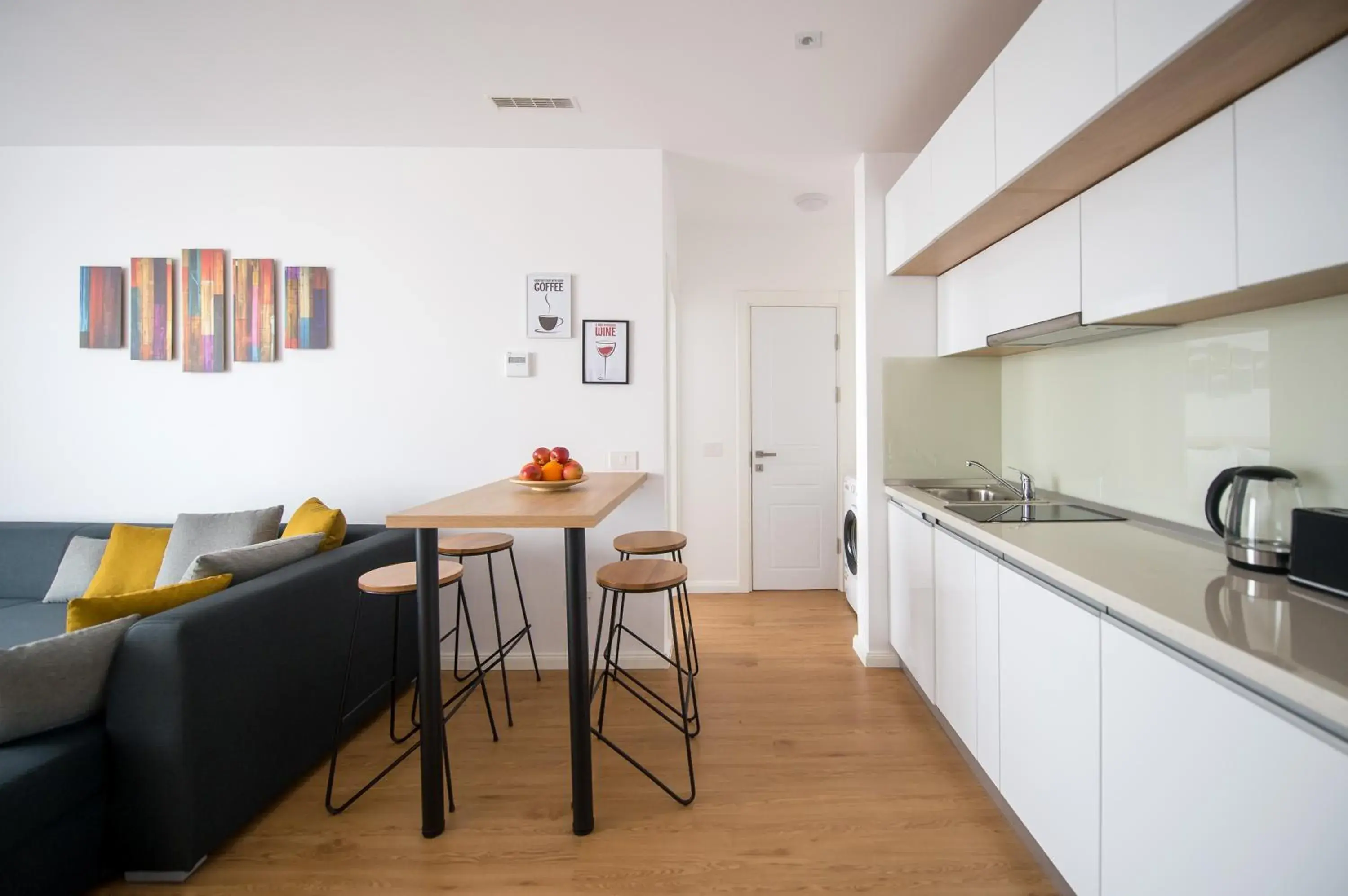 Apartment with Sea View in Afthonia Apartamente Mamaia Nord Apartment with Sea View in Afthonia Apartamente Mamaia Nord