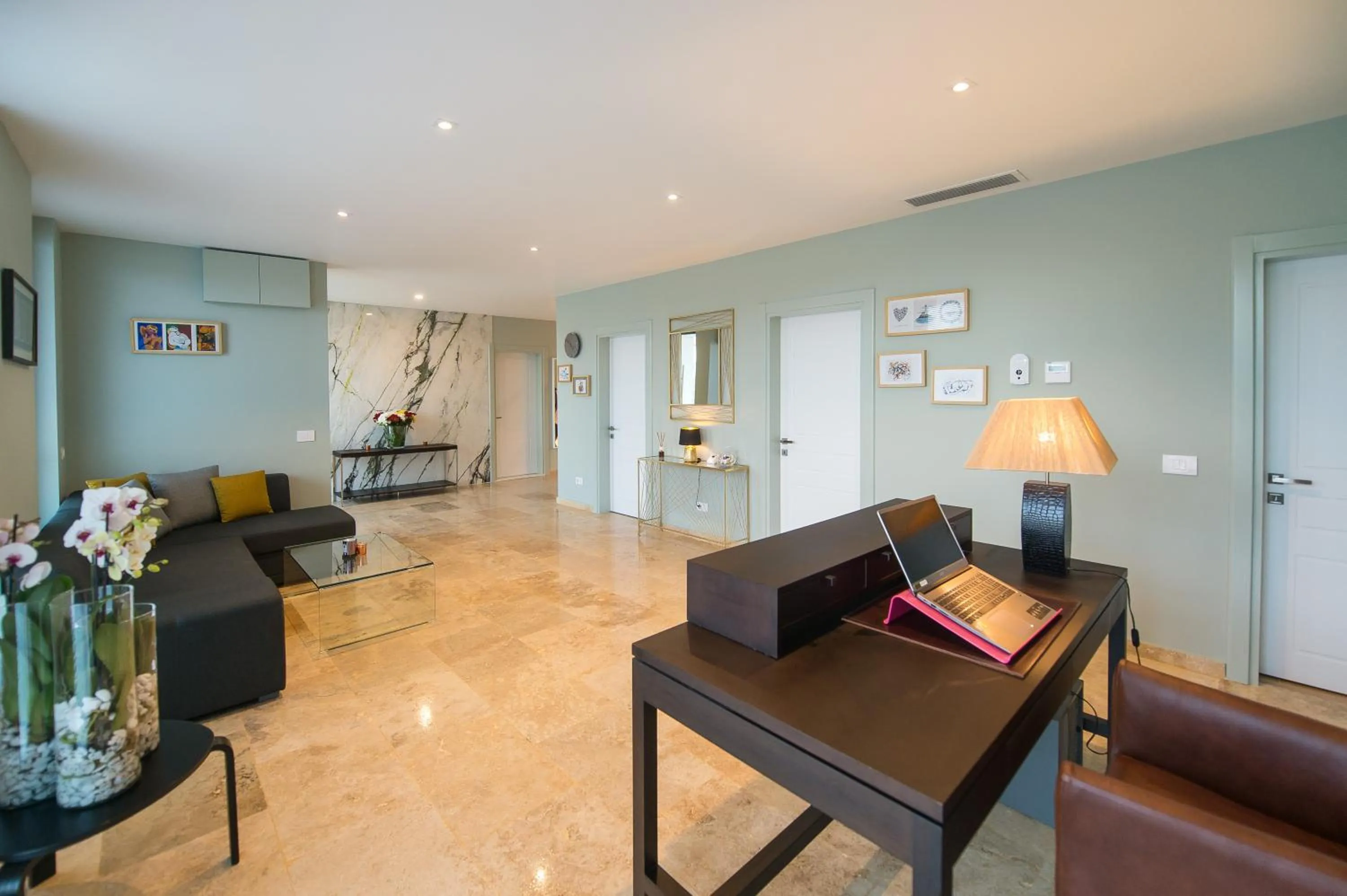 Lobby or reception in Afthonia Apartamente Mamaia Nord