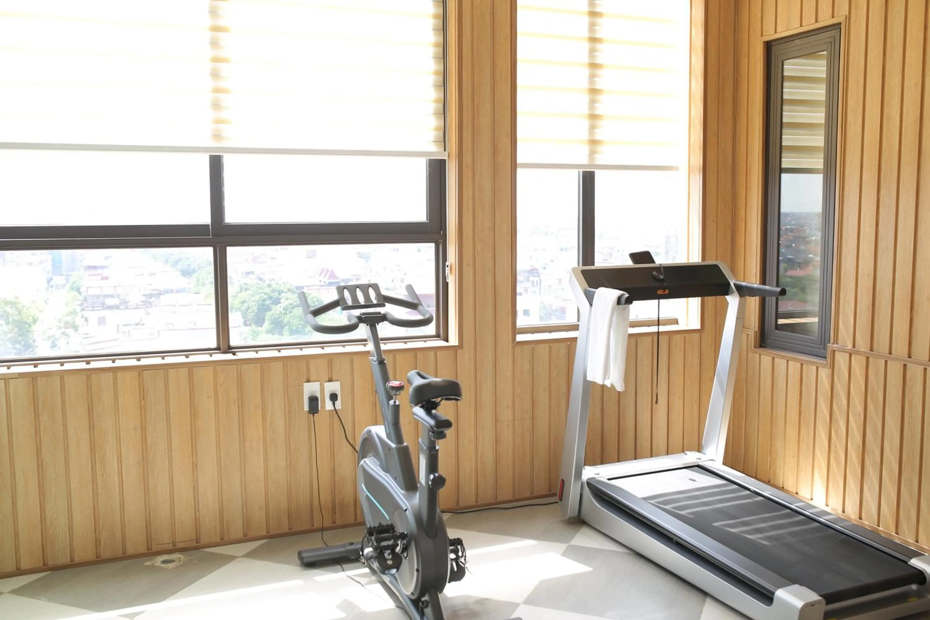 Fitness centre/facilities in Lee Apartment & Hotel