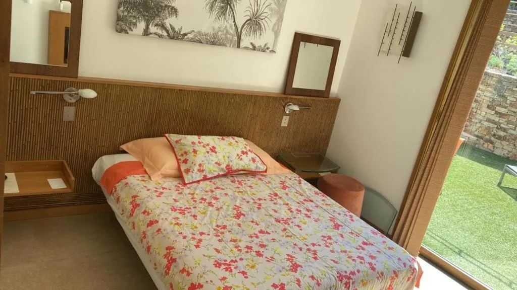 Bedroom, Bed in BASTIDE DE RAMATUELLE