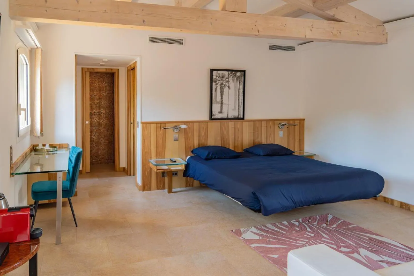 Bedroom, Bed in BASTIDE DE RAMATUELLE
