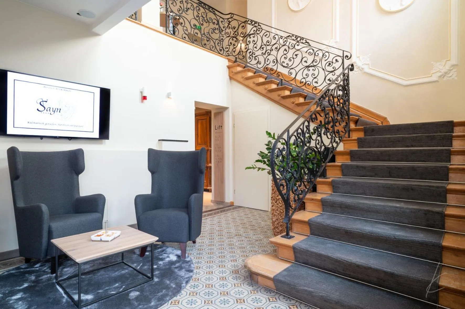 Seating area in Romantik Hotel Villa Sayn