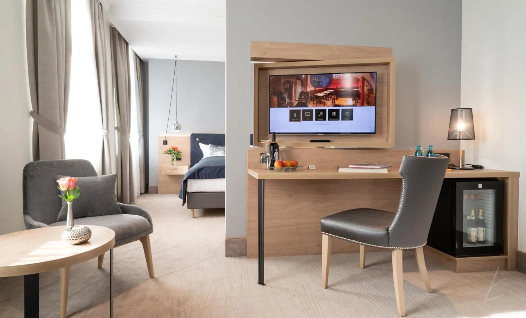 TV and multimedia in Romantik Hotel Villa Sayn