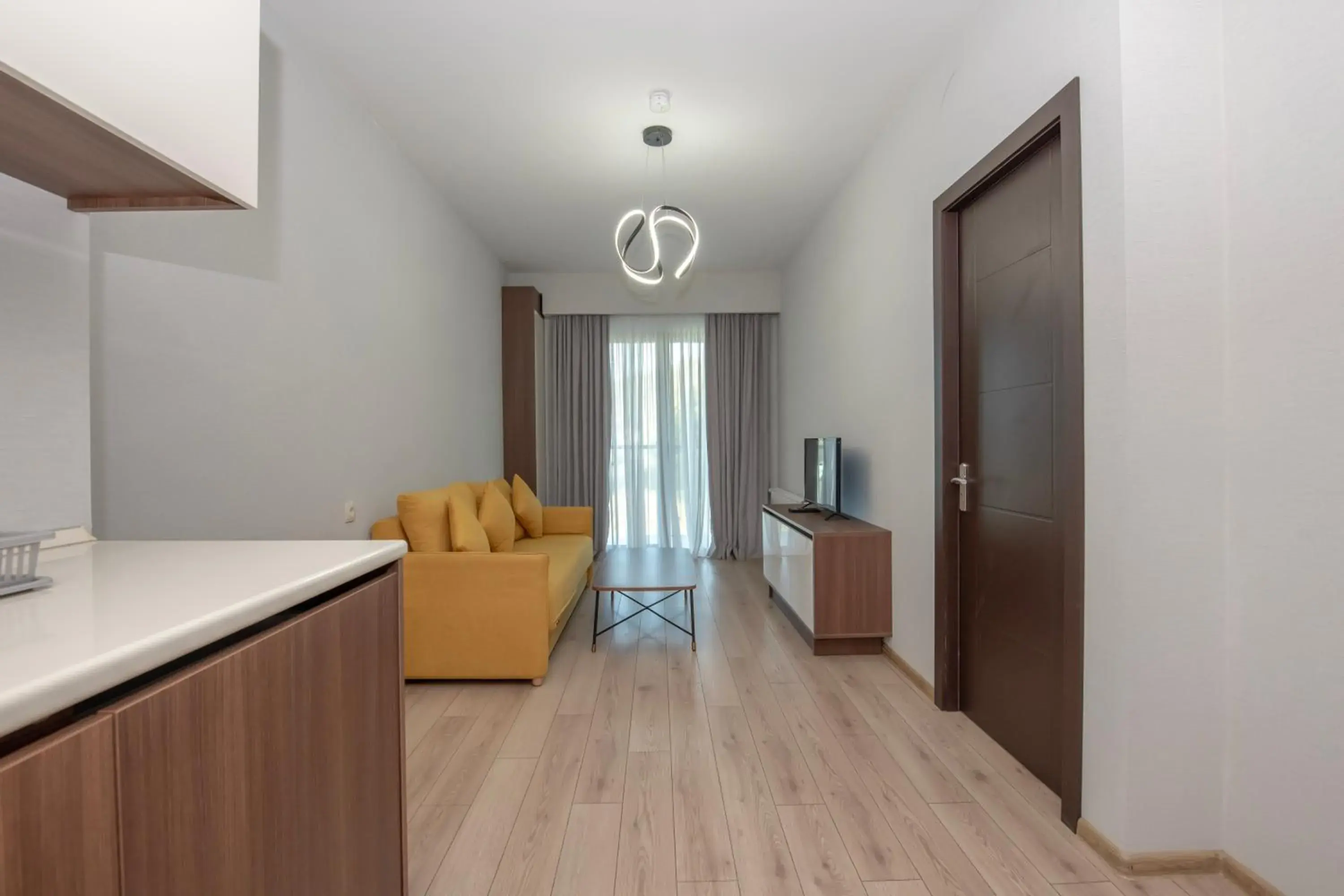 Deluxe Suite in Crystal Residence Deluxe Suite in Crystal Residence